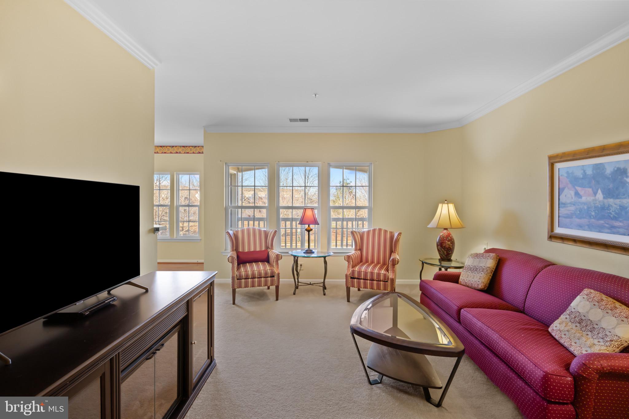 HEARTHSTONE AT VILLAGE CREST CONDOMINIUMS - Residential