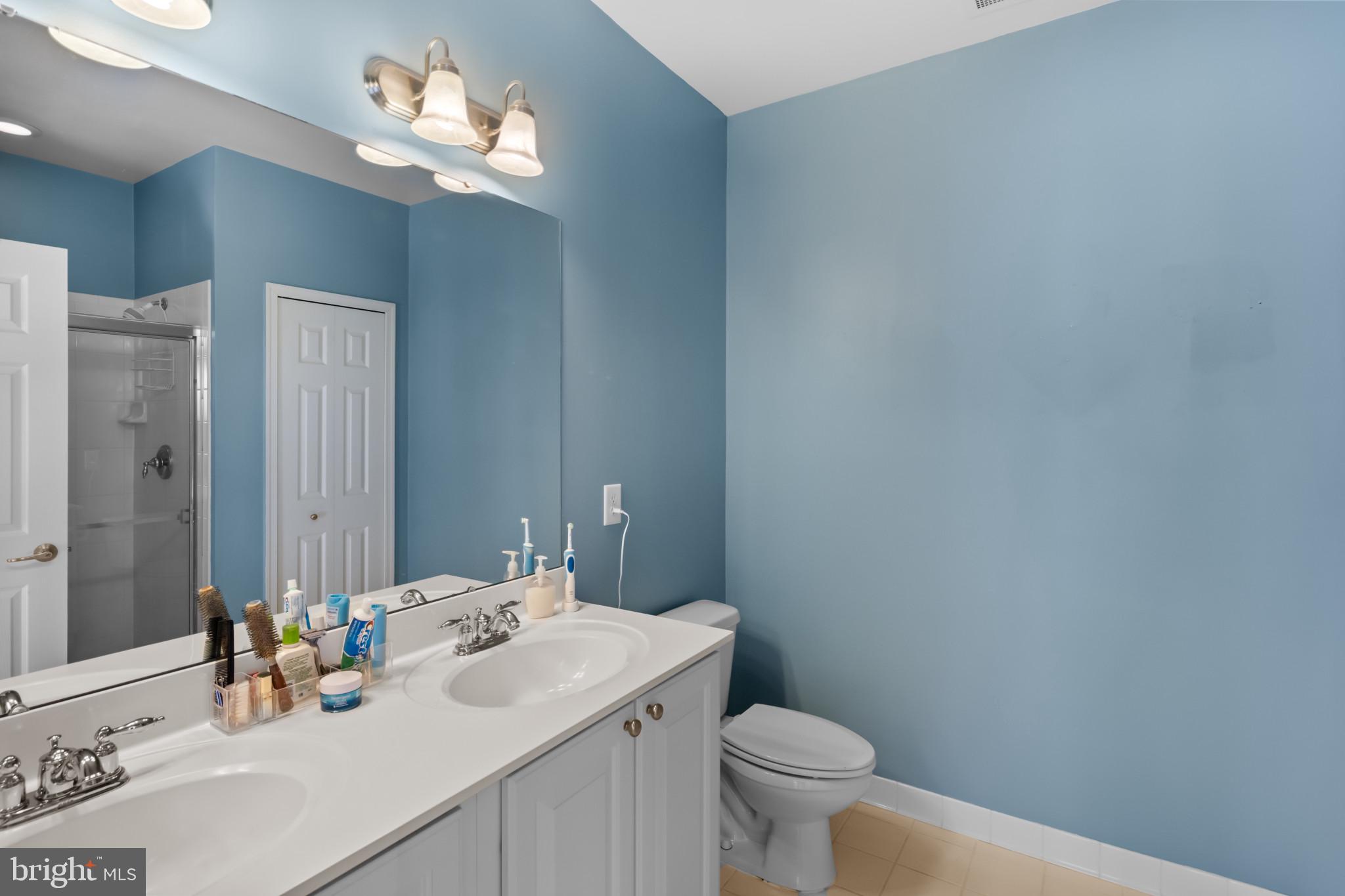 HEARTHSTONE AT VILLAGE CREST CONDOMINIUMS - Residential