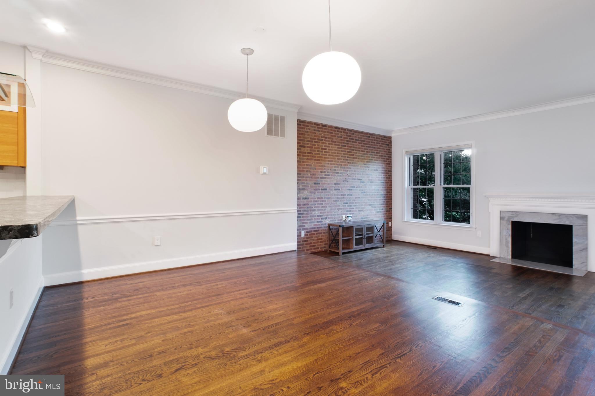 3725 WINFIELD LANE NW