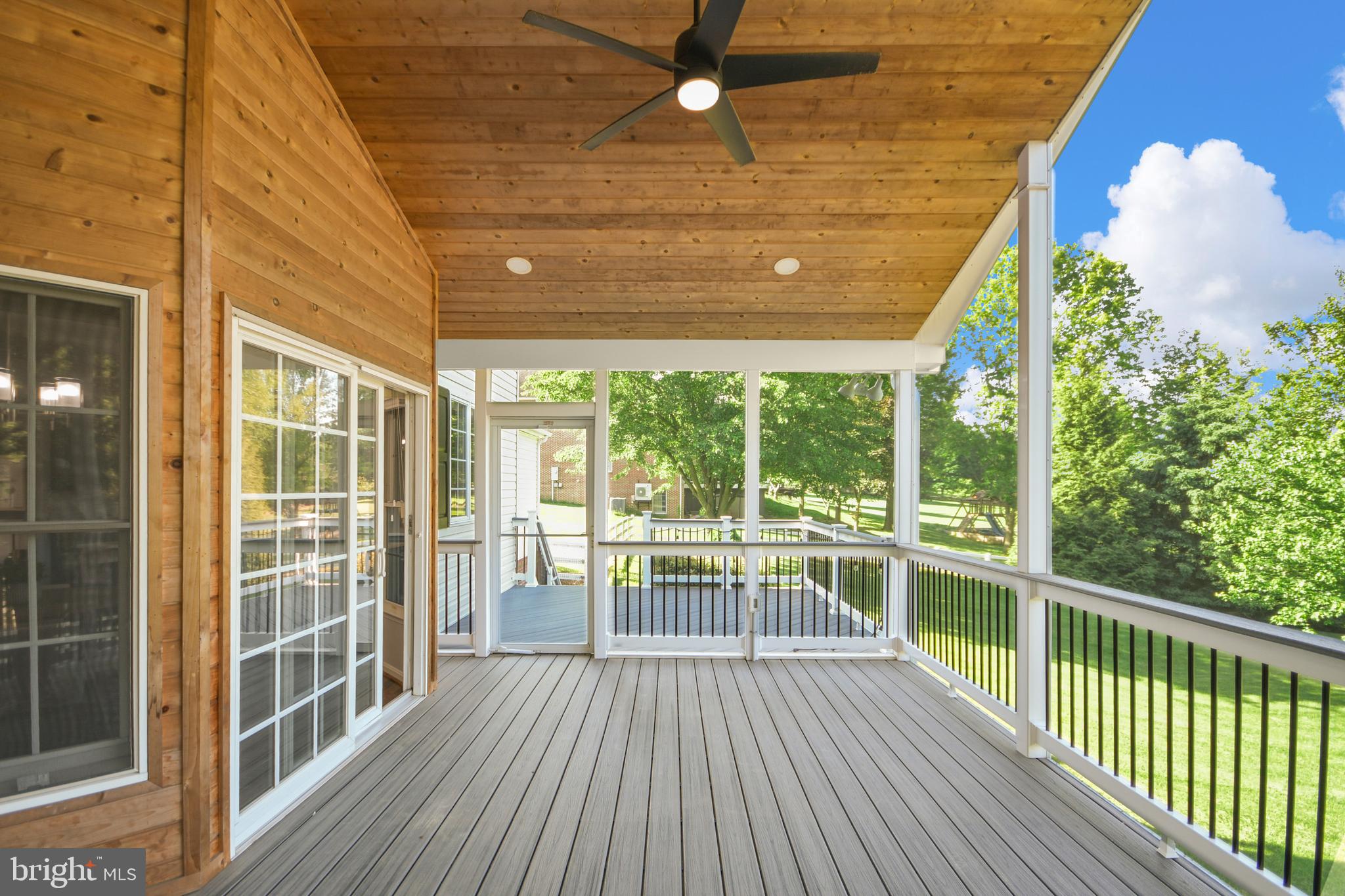 WEST OAK FIELDS - Residential