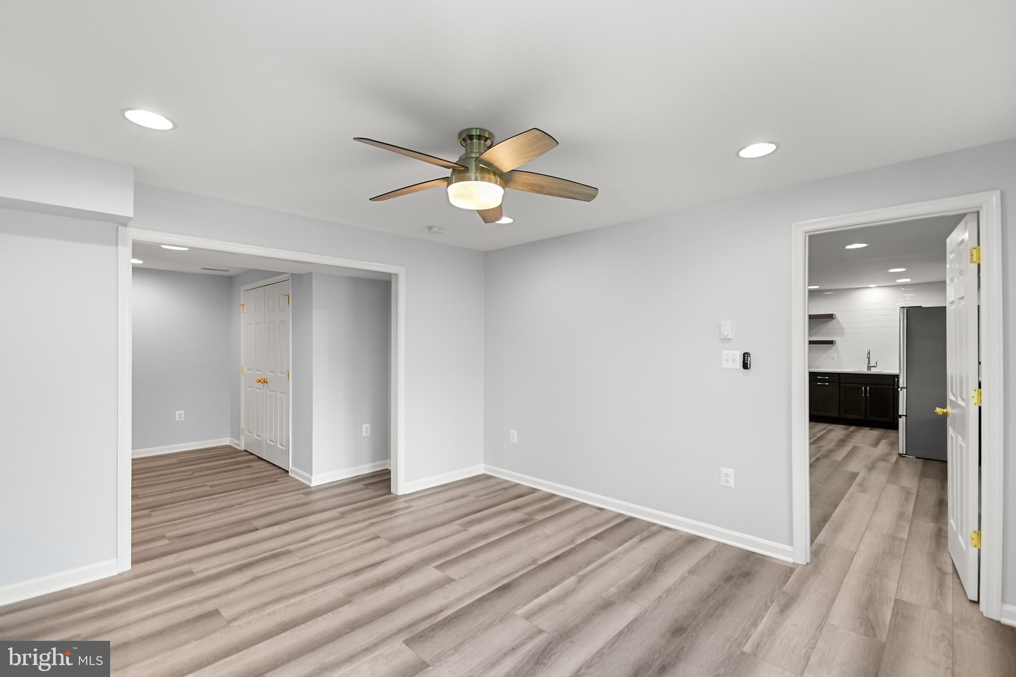 WEST OAK FIELDS - Residential