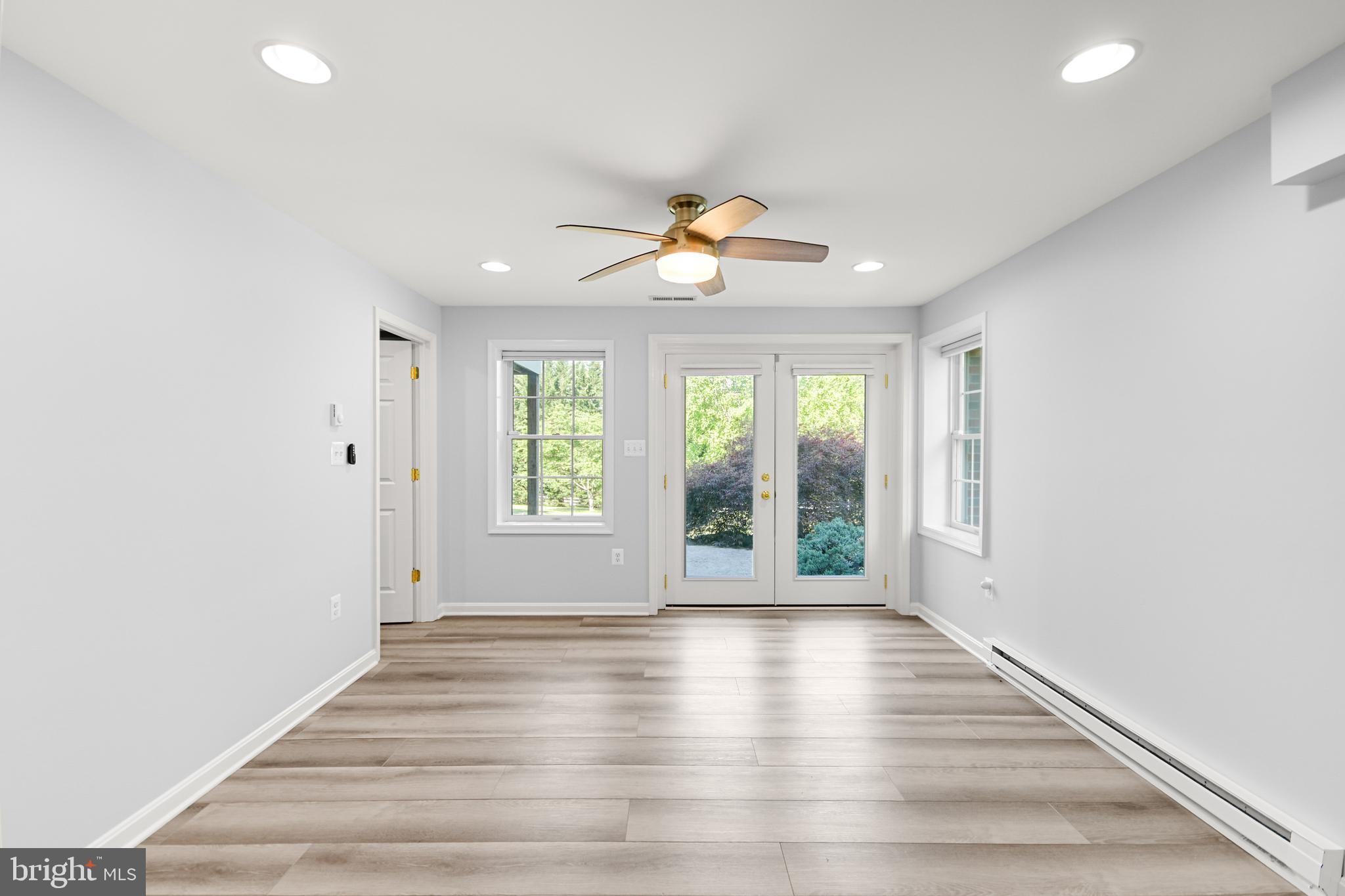 WEST OAK FIELDS - Residential