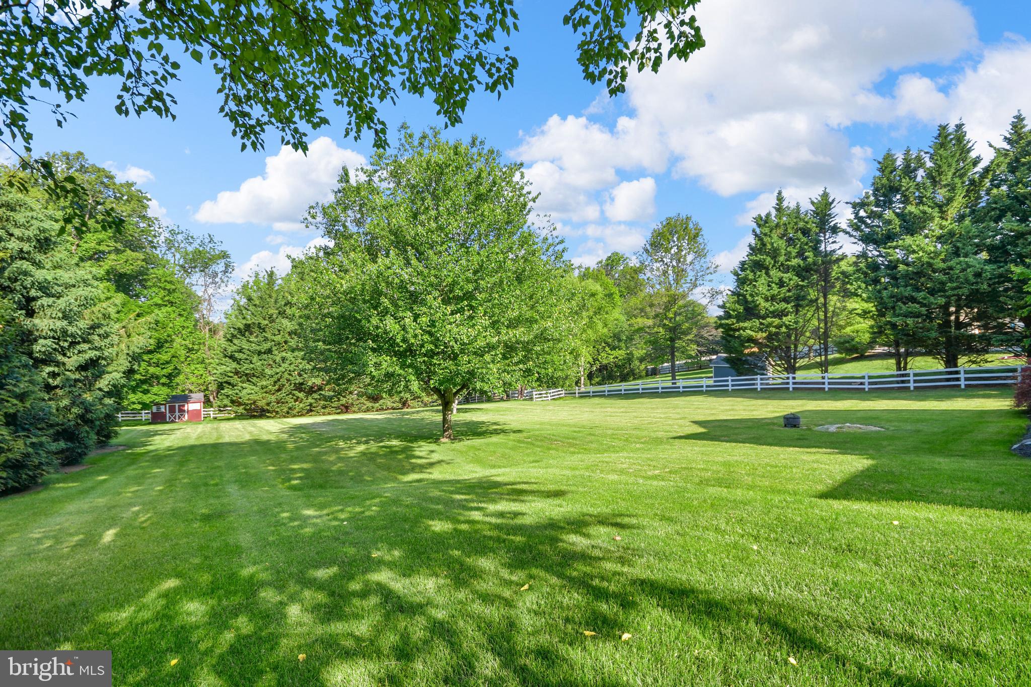 WEST OAK FIELDS - Residential