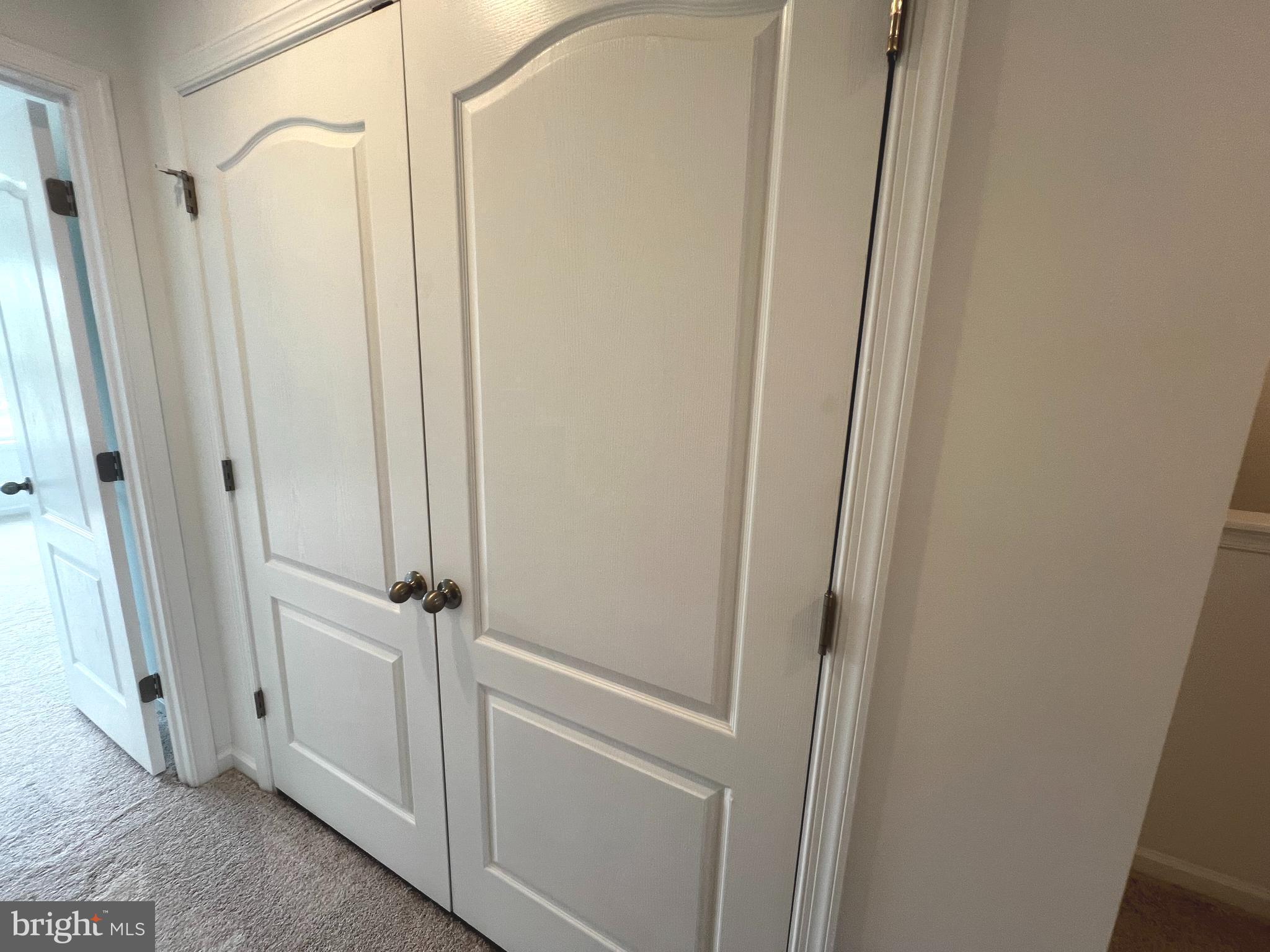 MCCAULEY CROSSING - Residential Lease