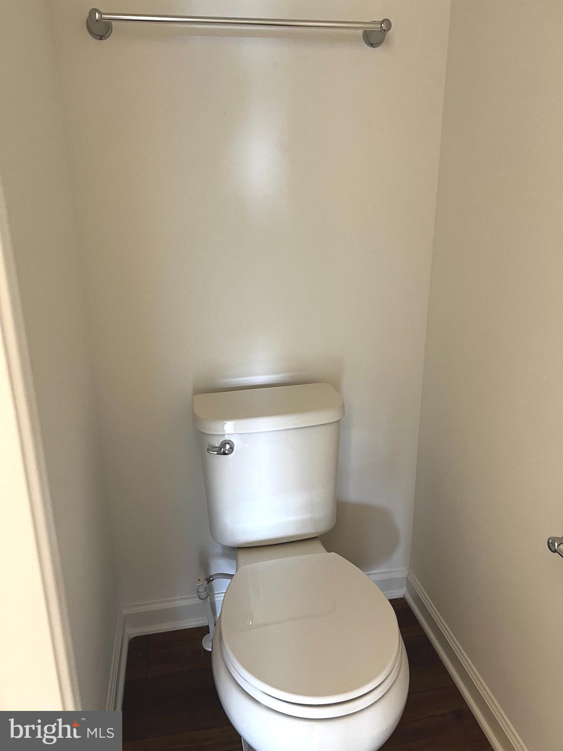 MCCAULEY CROSSING - Residential Lease