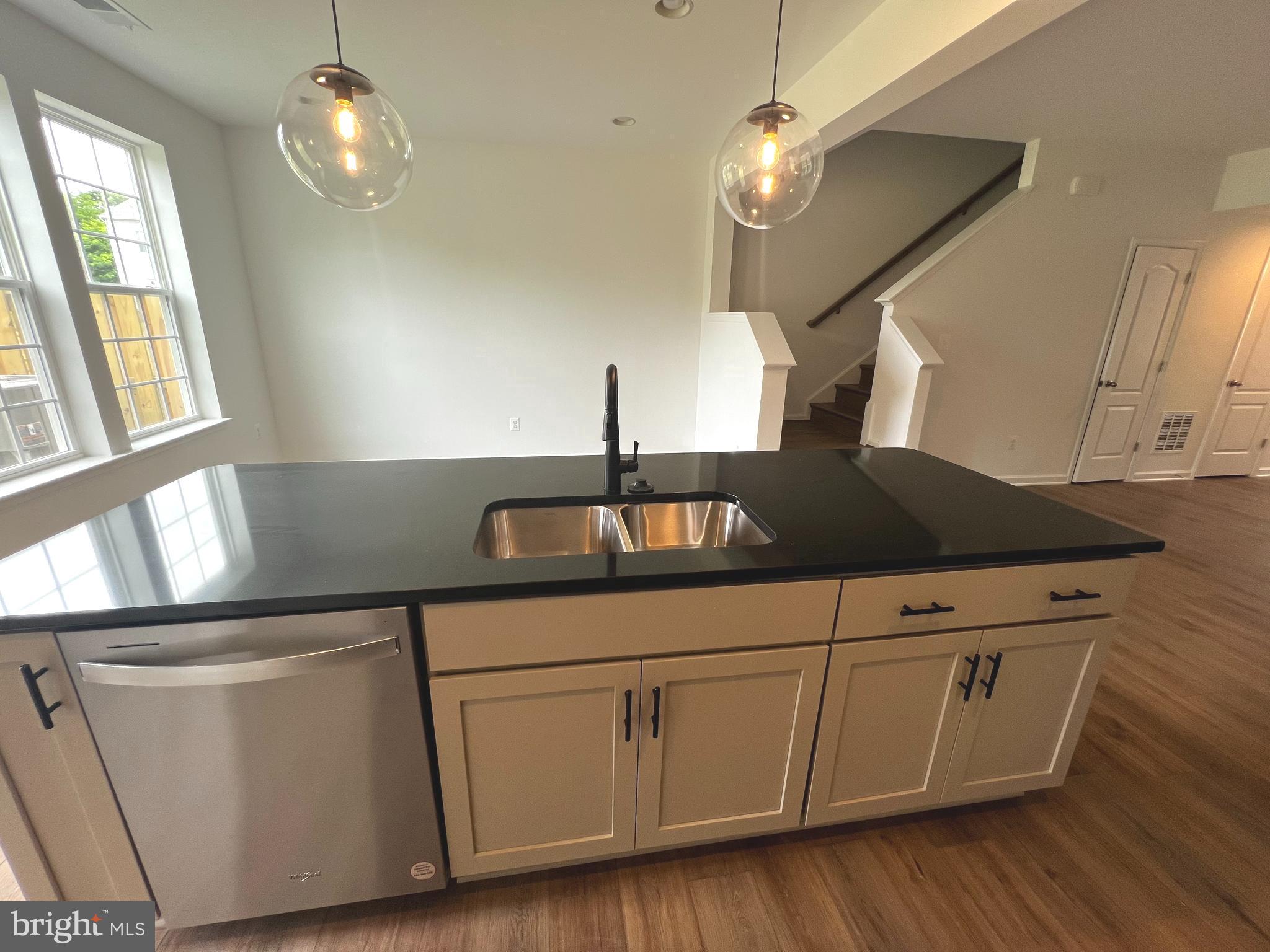 MCCAULEY CROSSING - Residential Lease