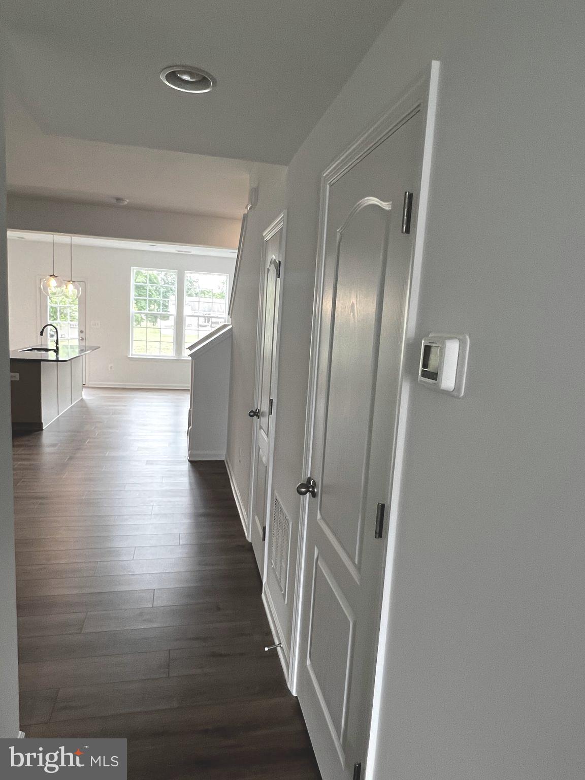 MCCAULEY CROSSING - Residential Lease