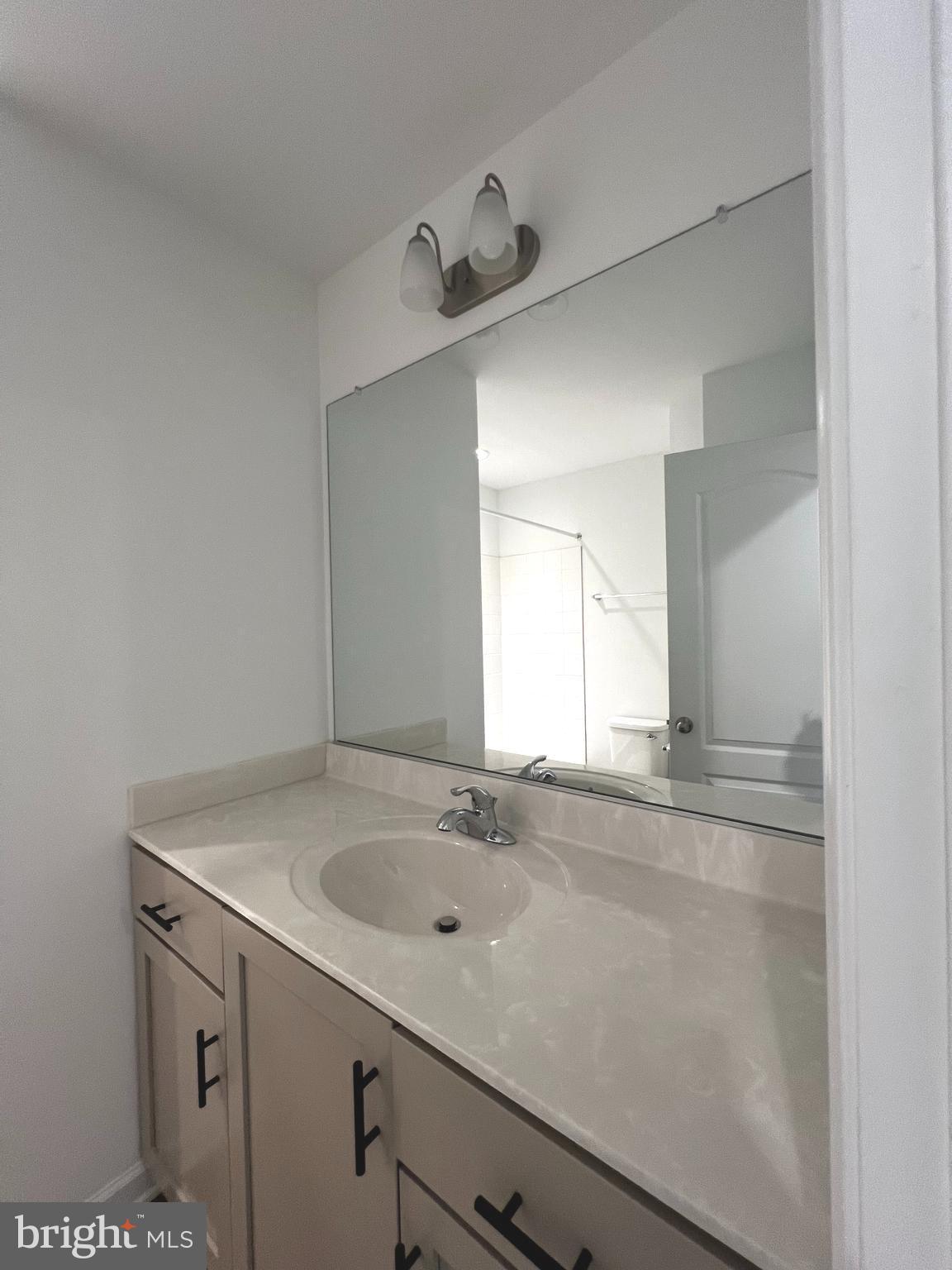 MCCAULEY CROSSING - Residential Lease