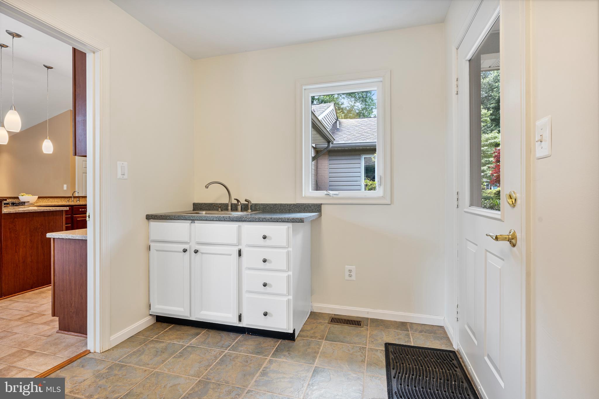 VALLEY BROOK - Residential