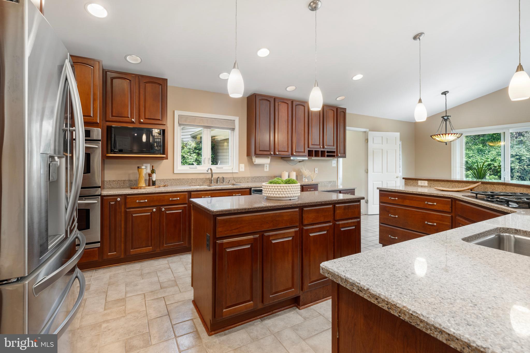 VALLEY BROOK - Residential