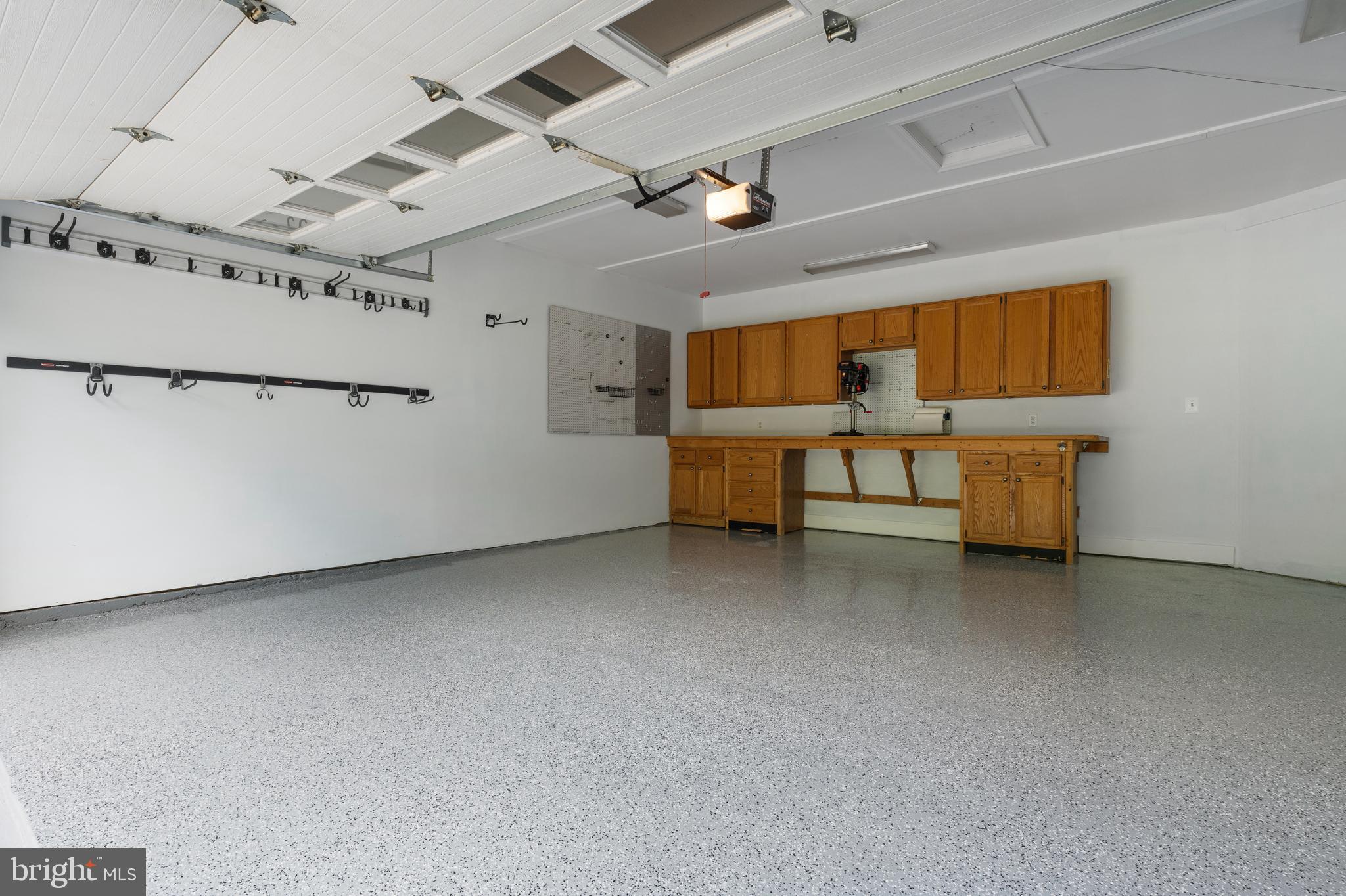 VALLEY BROOK - Residential