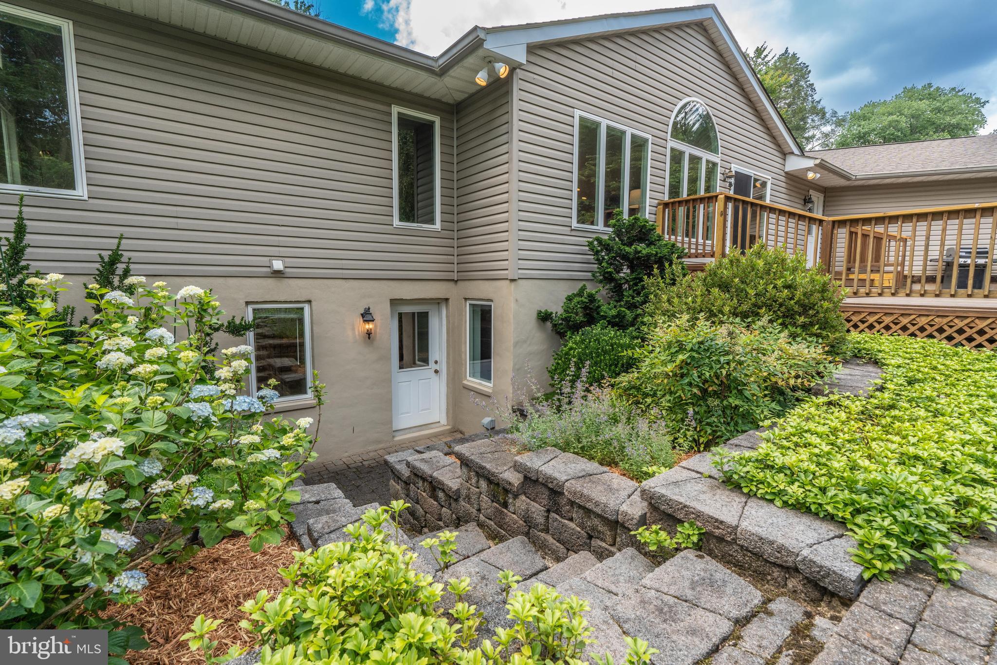 VALLEY BROOK - Residential