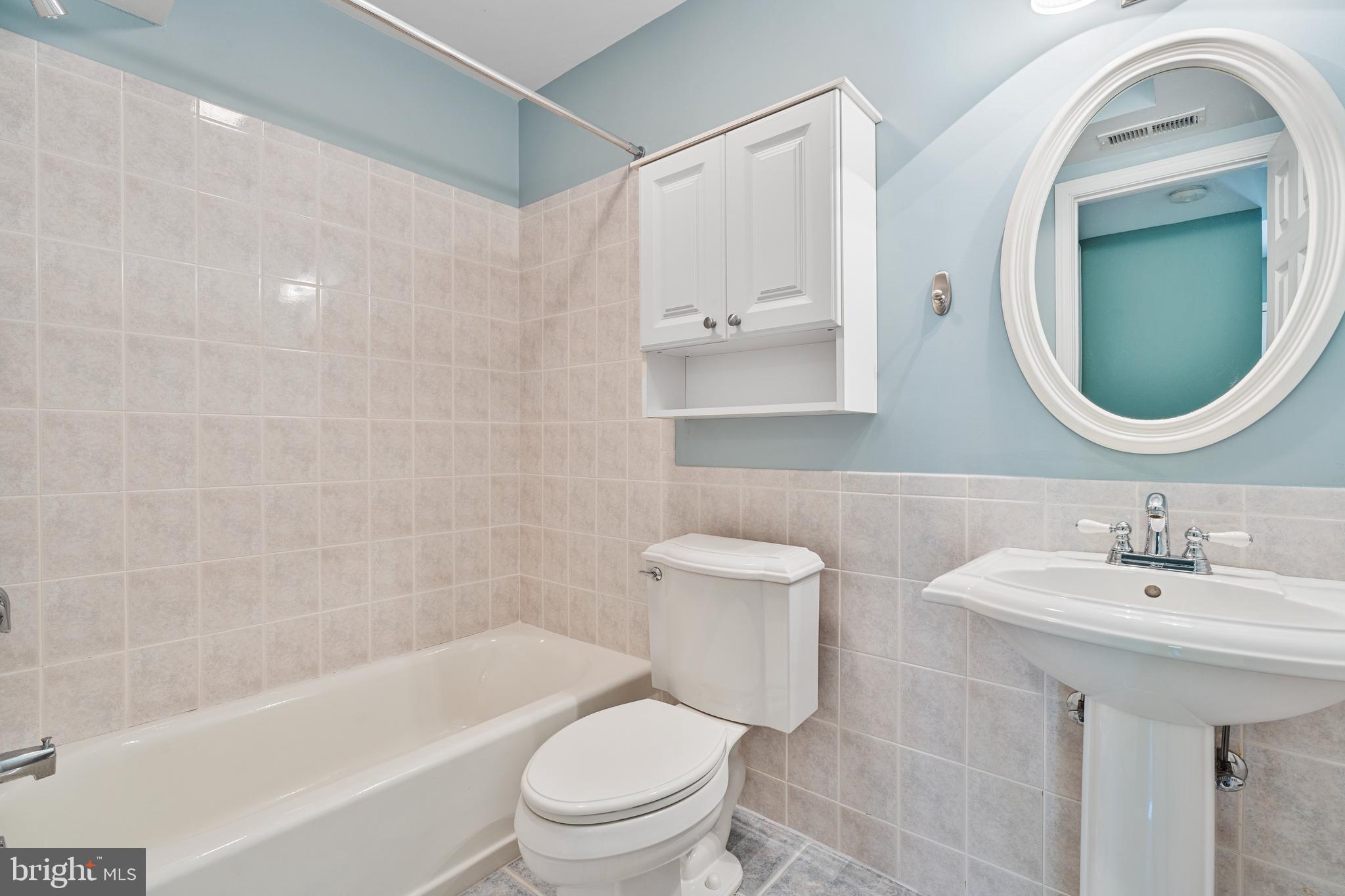 VALLEY BROOK - Residential