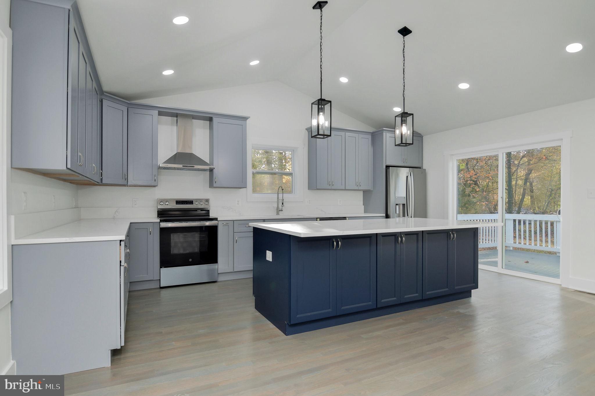 SPRING GROVE - Residential