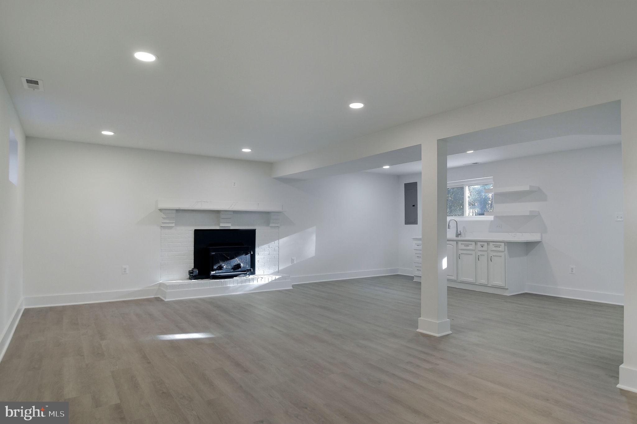 SPRING GROVE - Residential