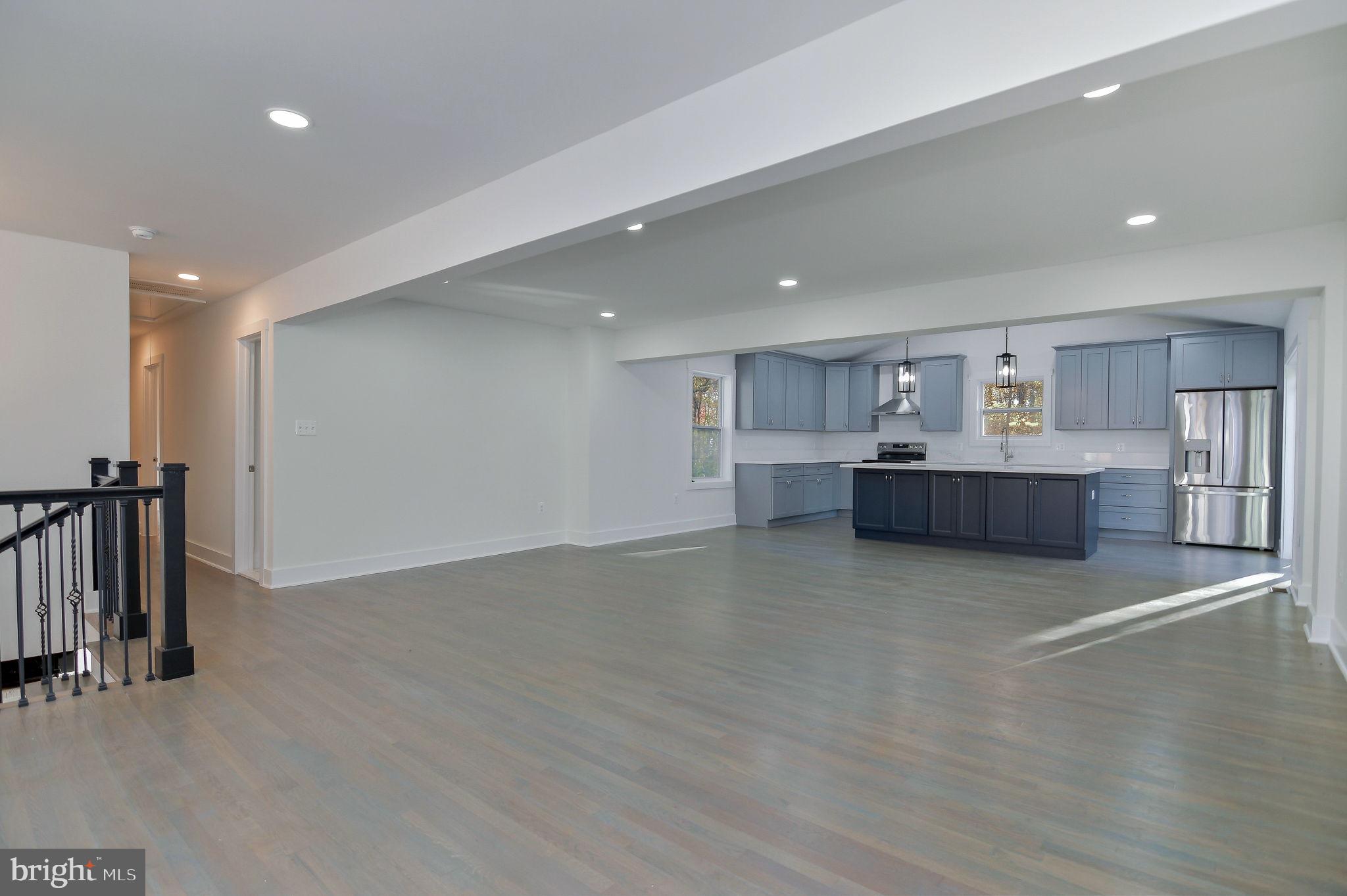 SPRING GROVE - Residential