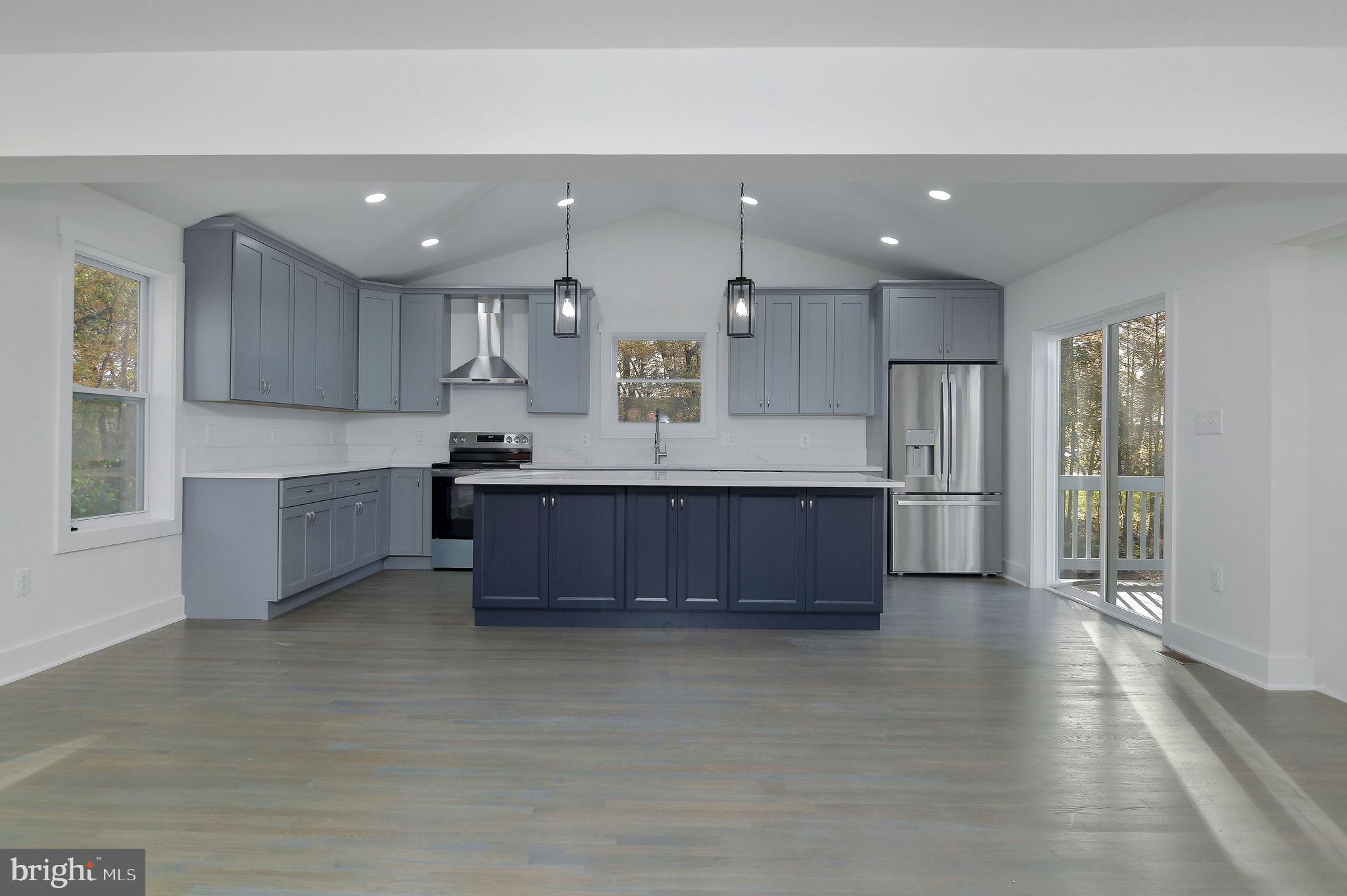 SPRING GROVE - Residential