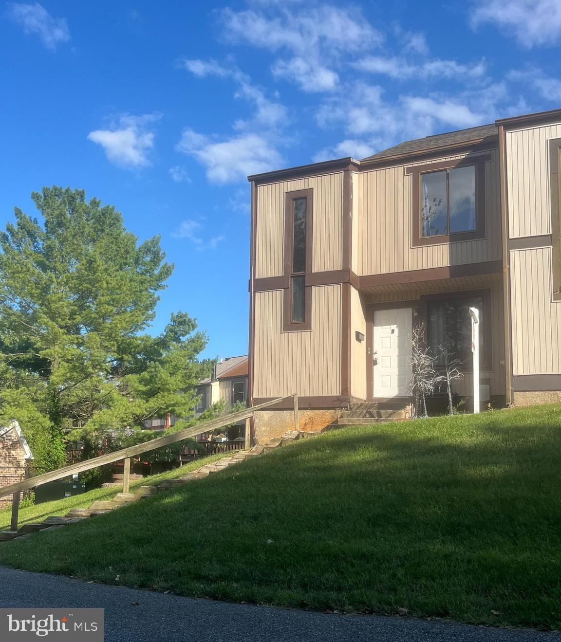 MARINE OAKS VILLAGE - Residential