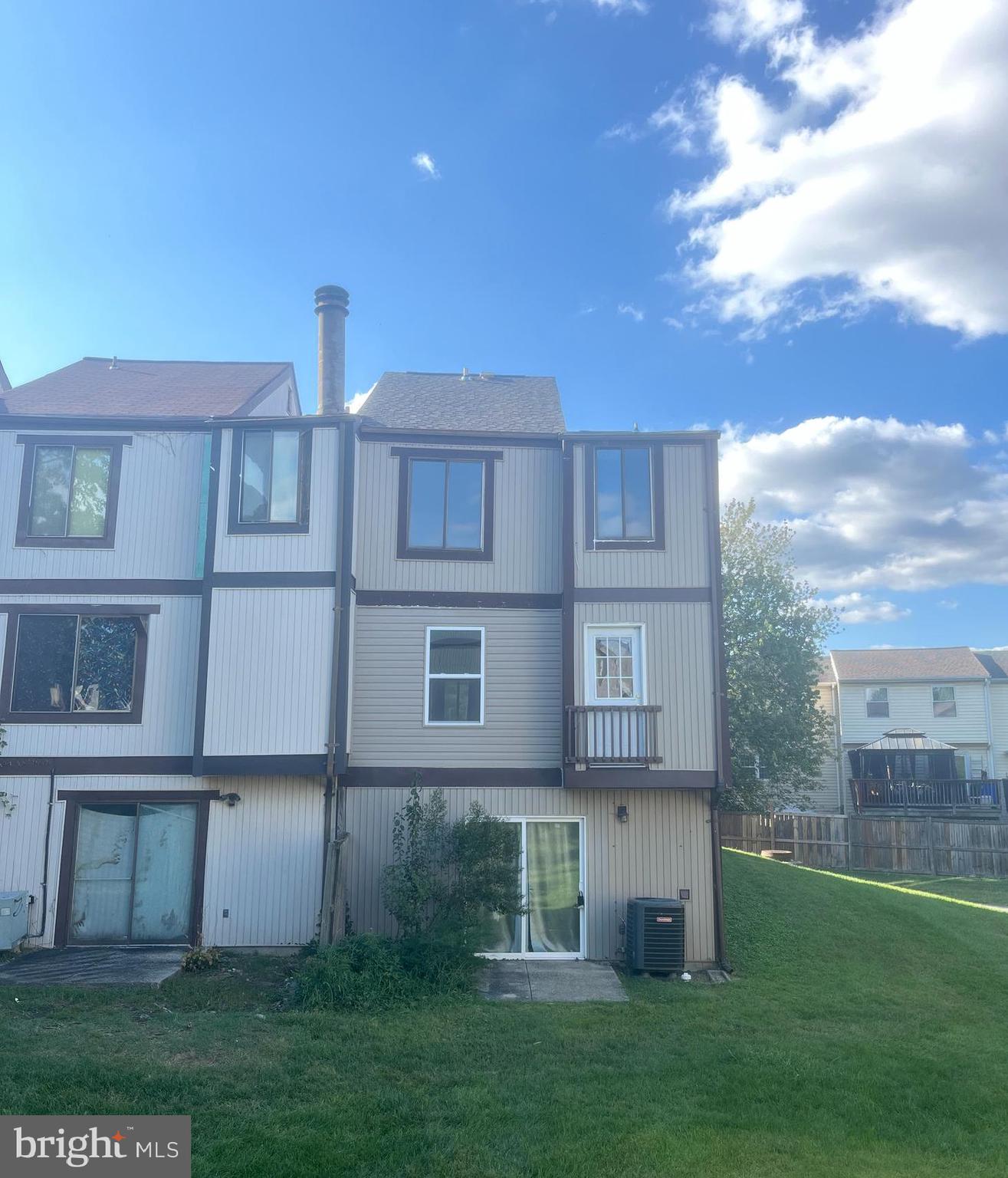 MARINE OAKS VILLAGE - Residential