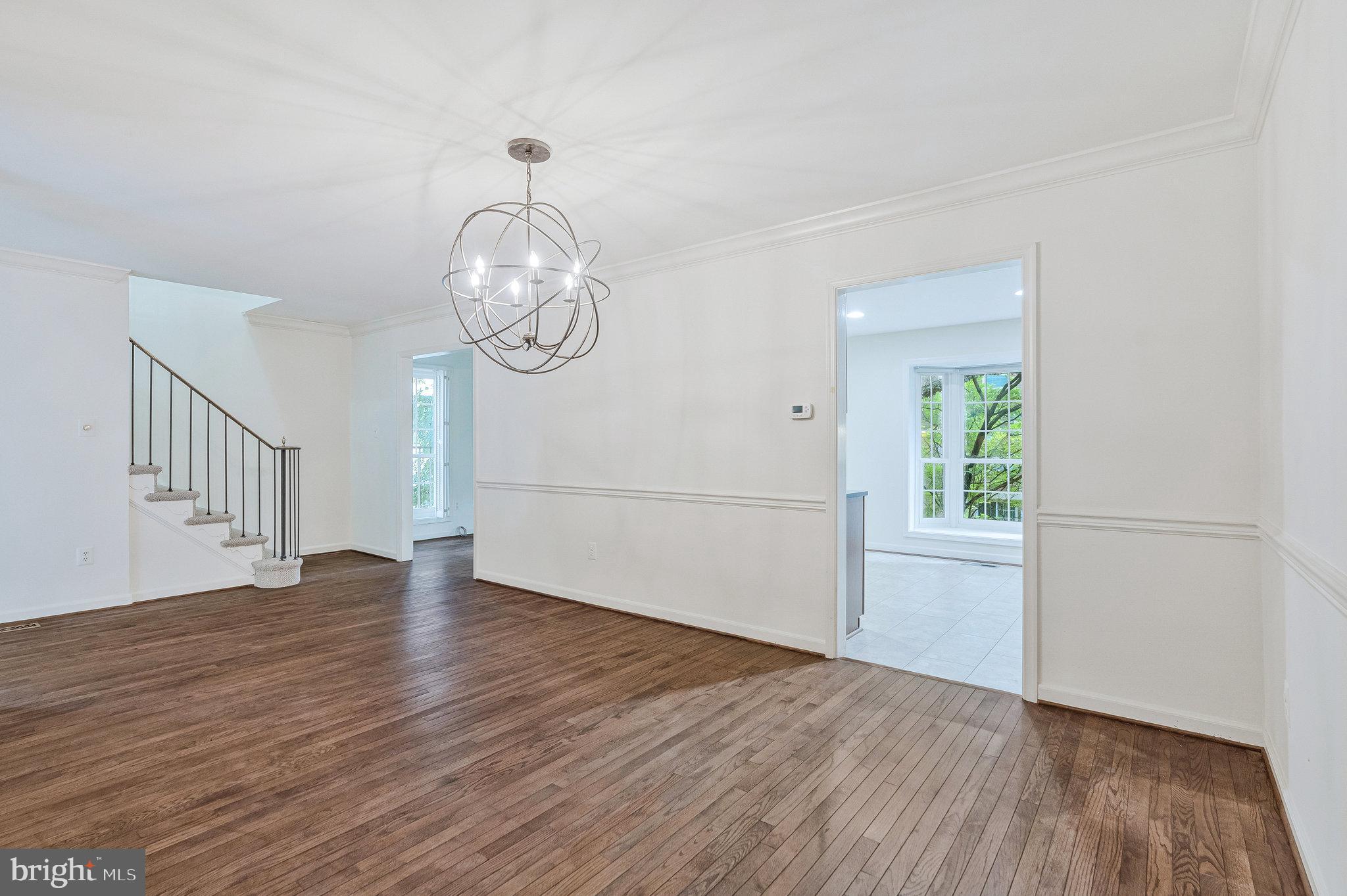 MCLEAN MEWS - Residential