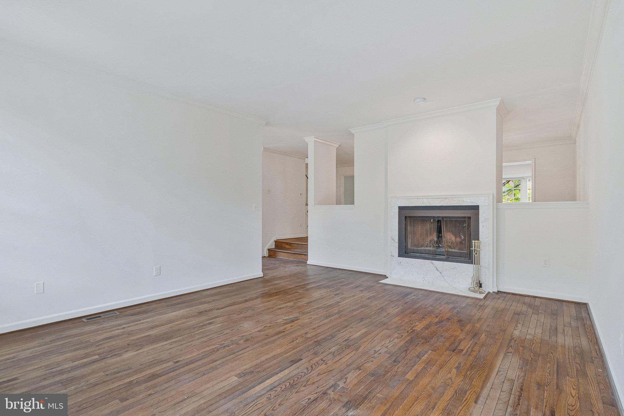 1448 MCLEAN MEWS COURT