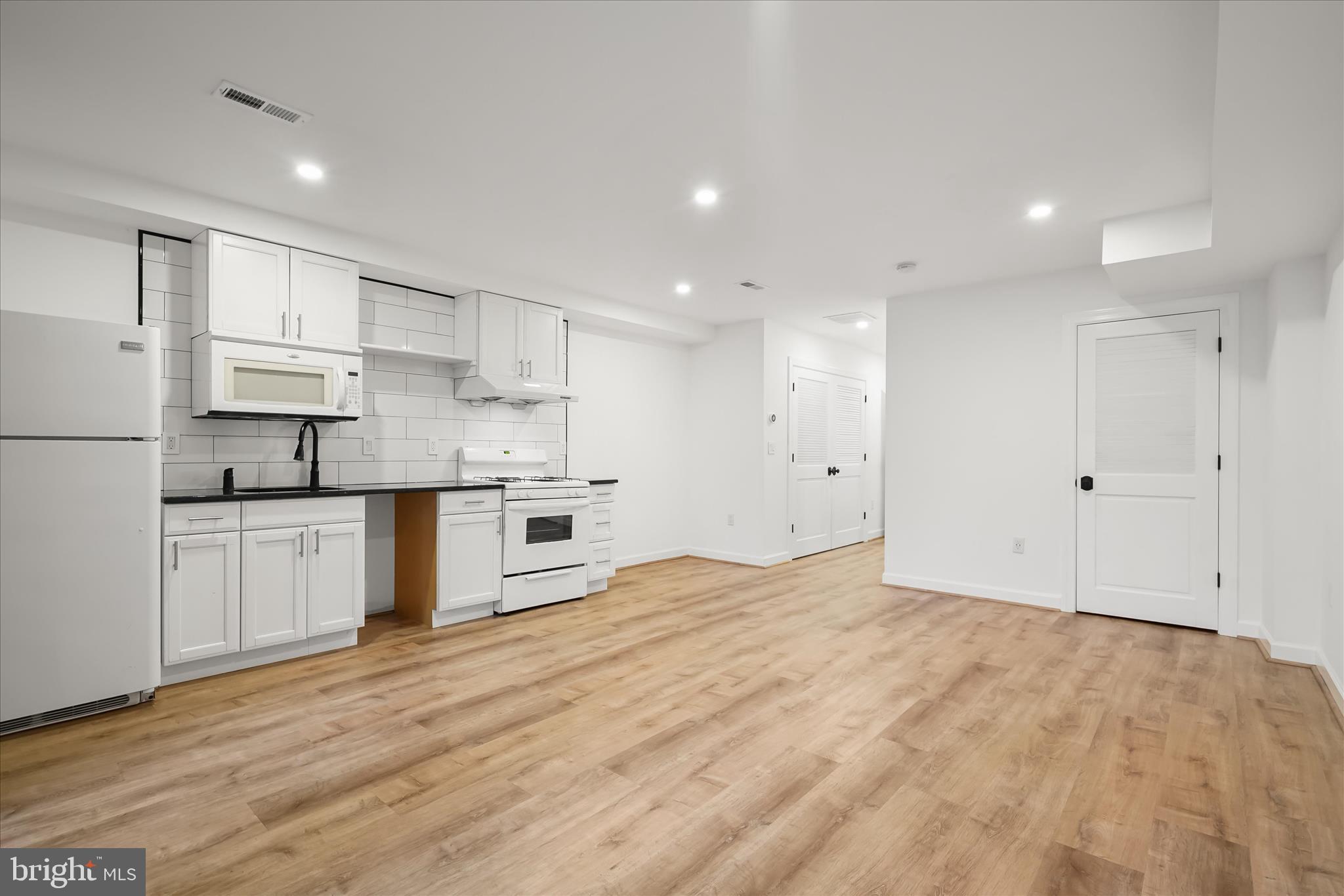 BURLEITH - Residential