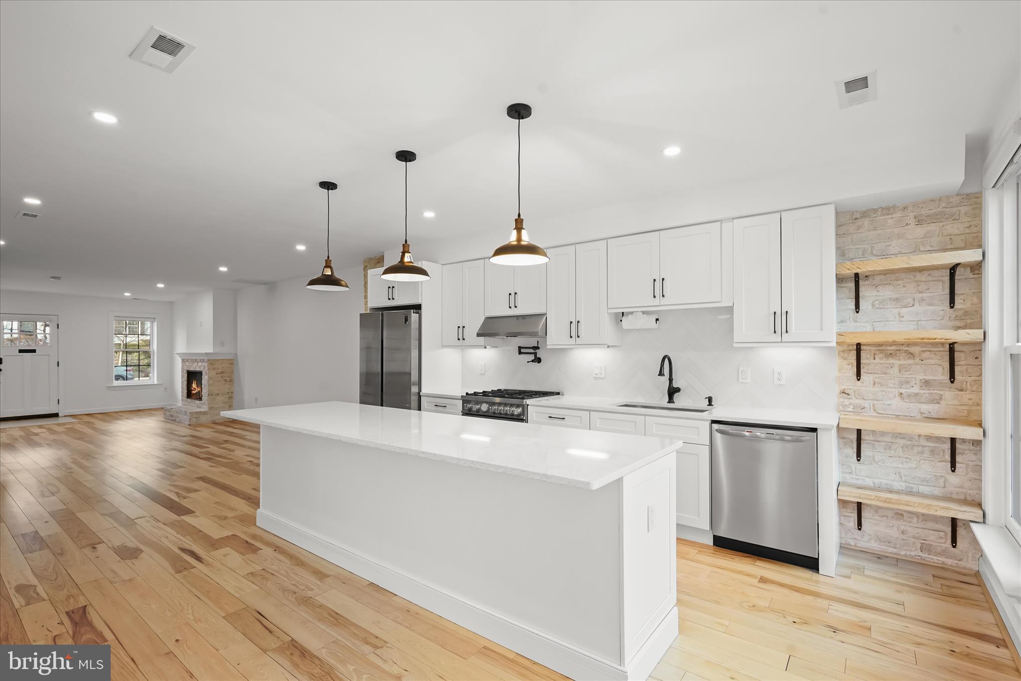 BURLEITH - Residential