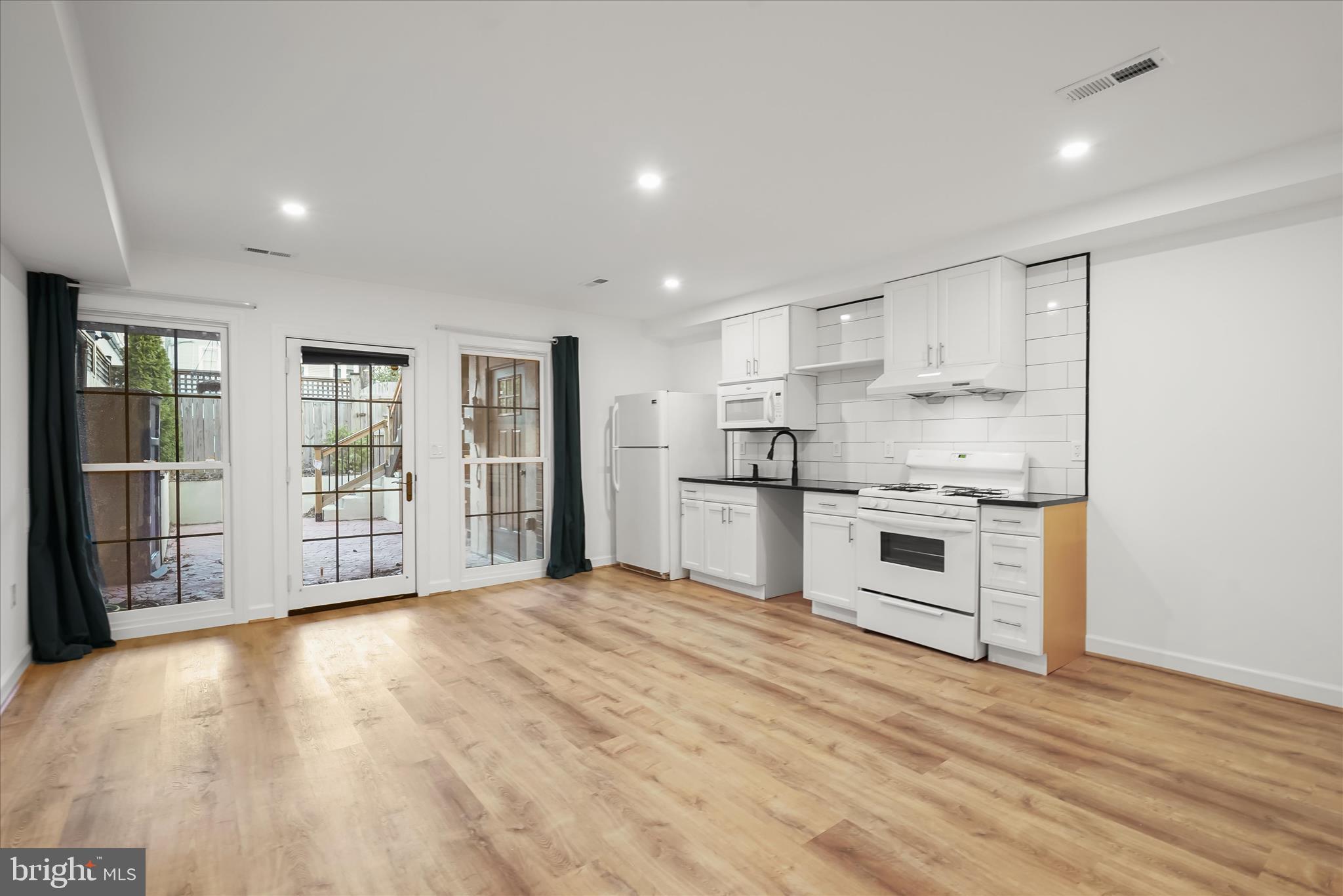 BURLEITH - Residential