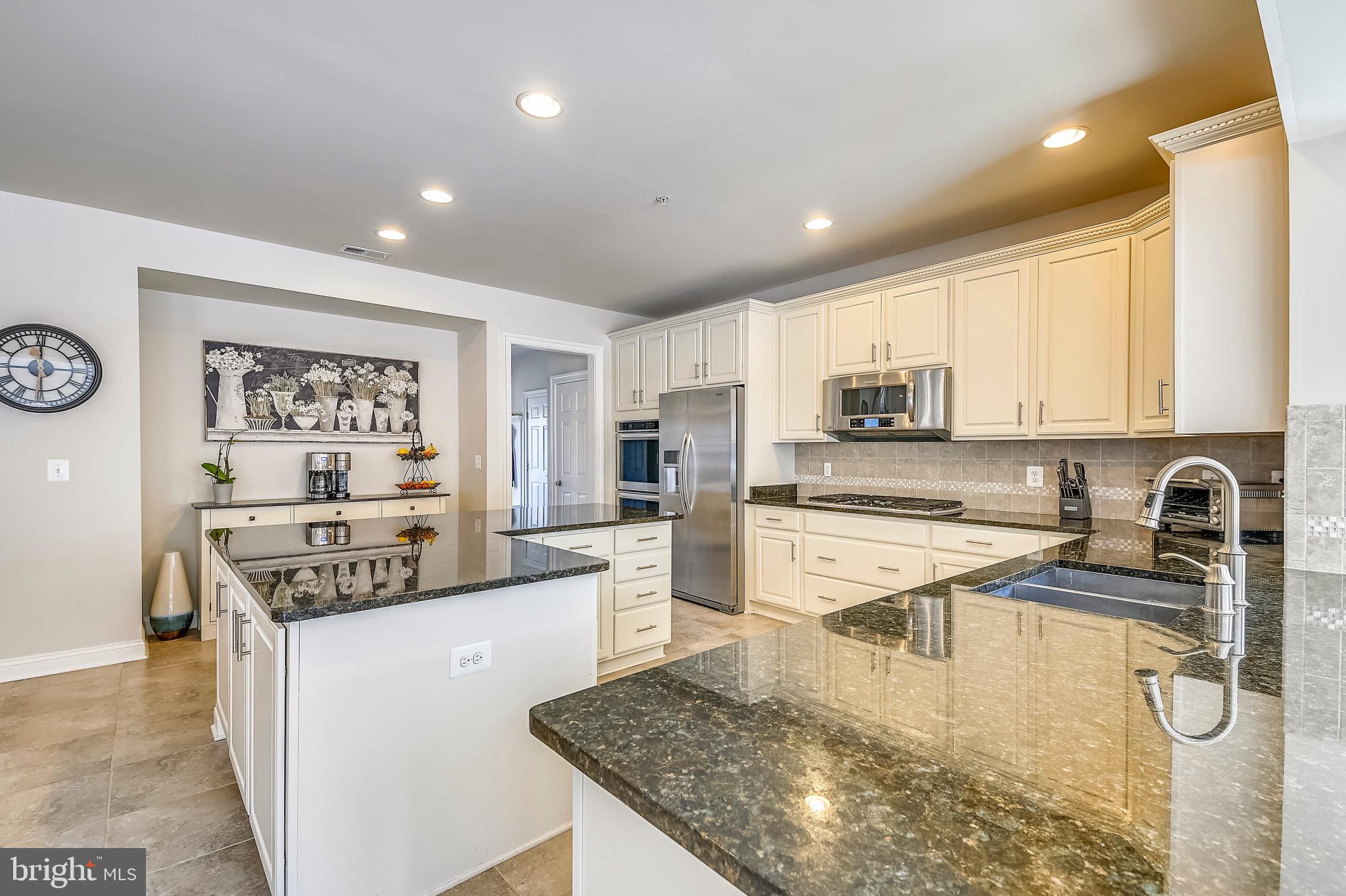 BATCHELLORS FOREST - Residential