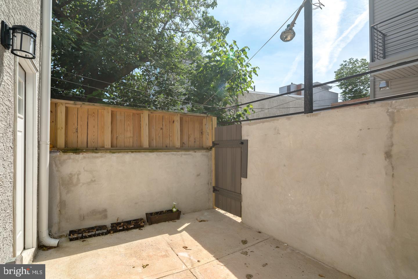 POINT BREEZE - Residential Lease