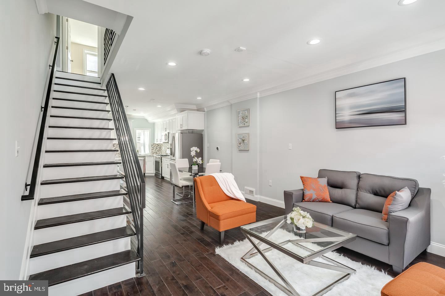 POINT BREEZE - Residential Lease