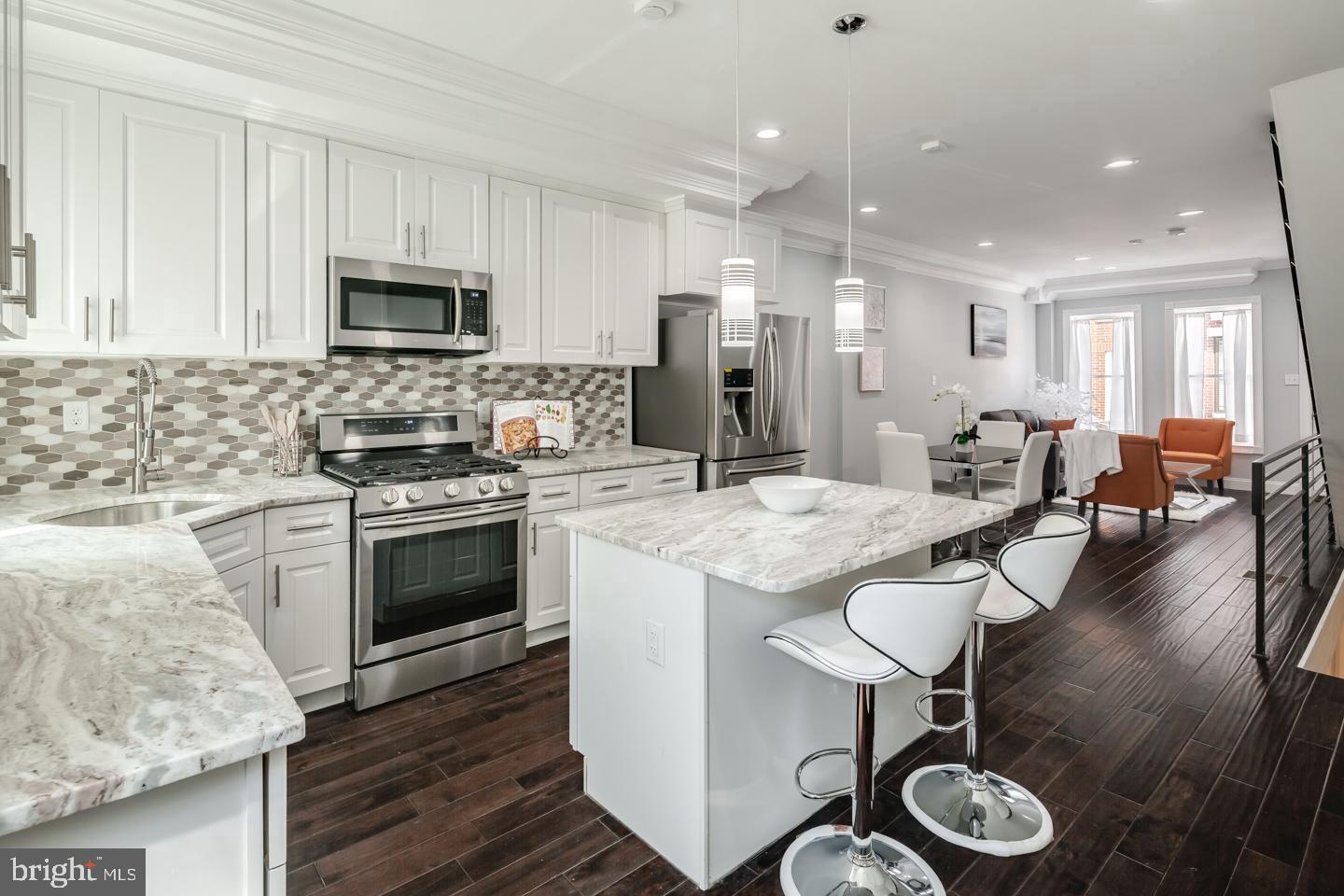 POINT BREEZE - Residential Lease