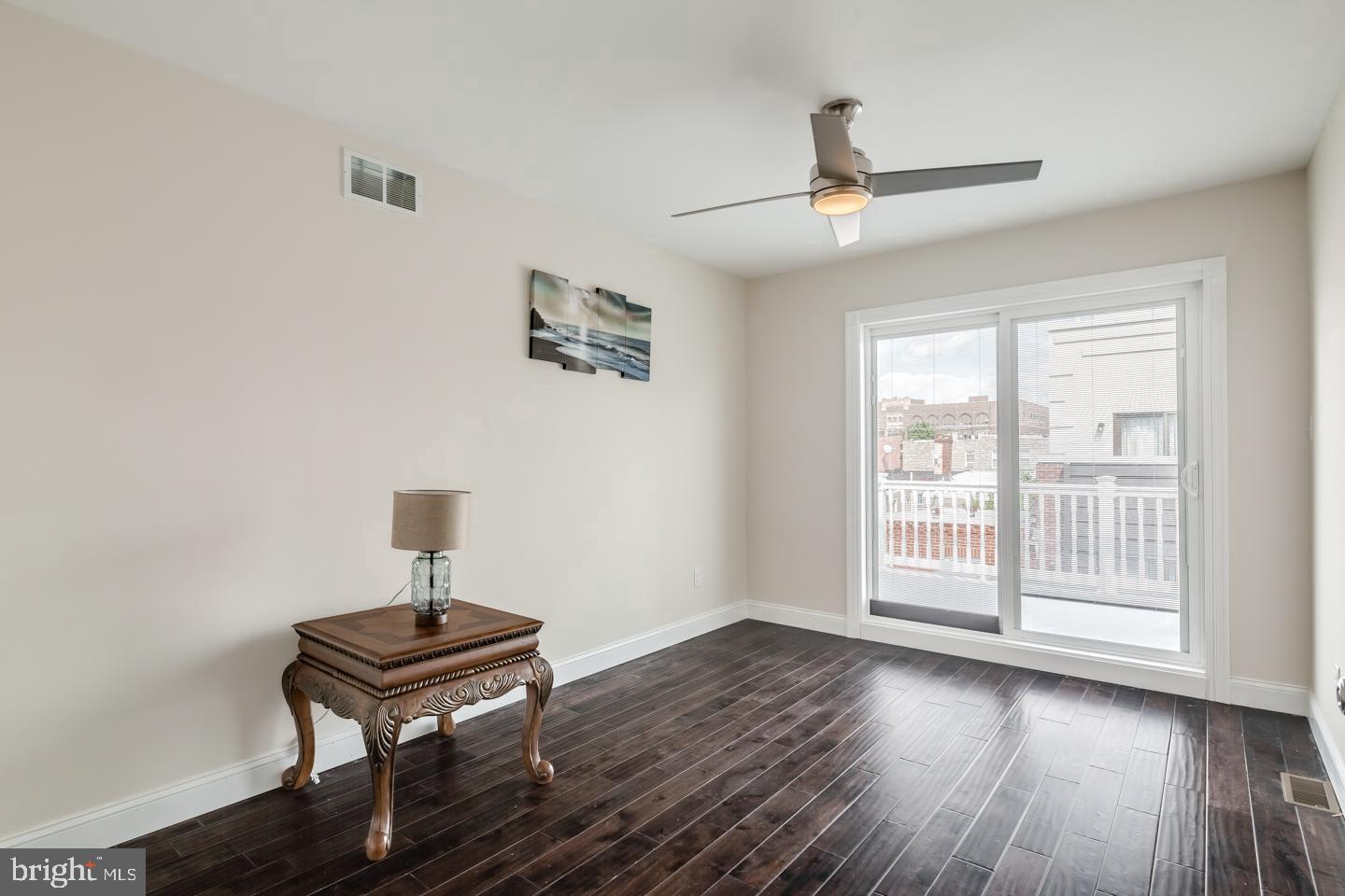 POINT BREEZE - Residential Lease