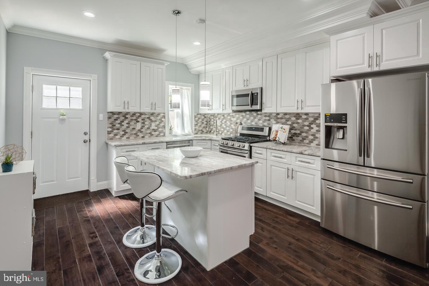 POINT BREEZE - Residential Lease