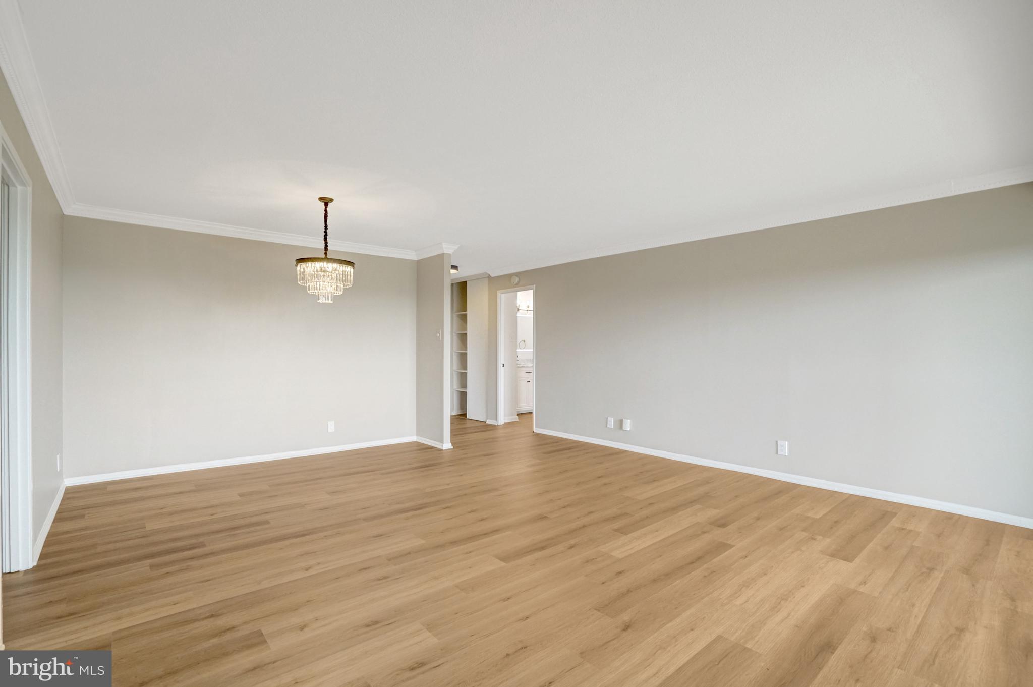307 YOAKUM PARKWAY 1406