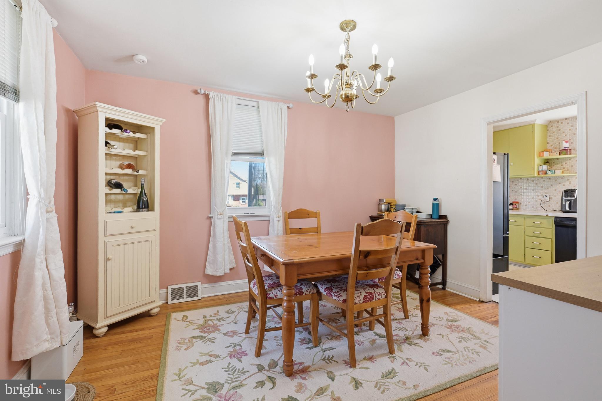 BLUE ROCK MANOR - Residential