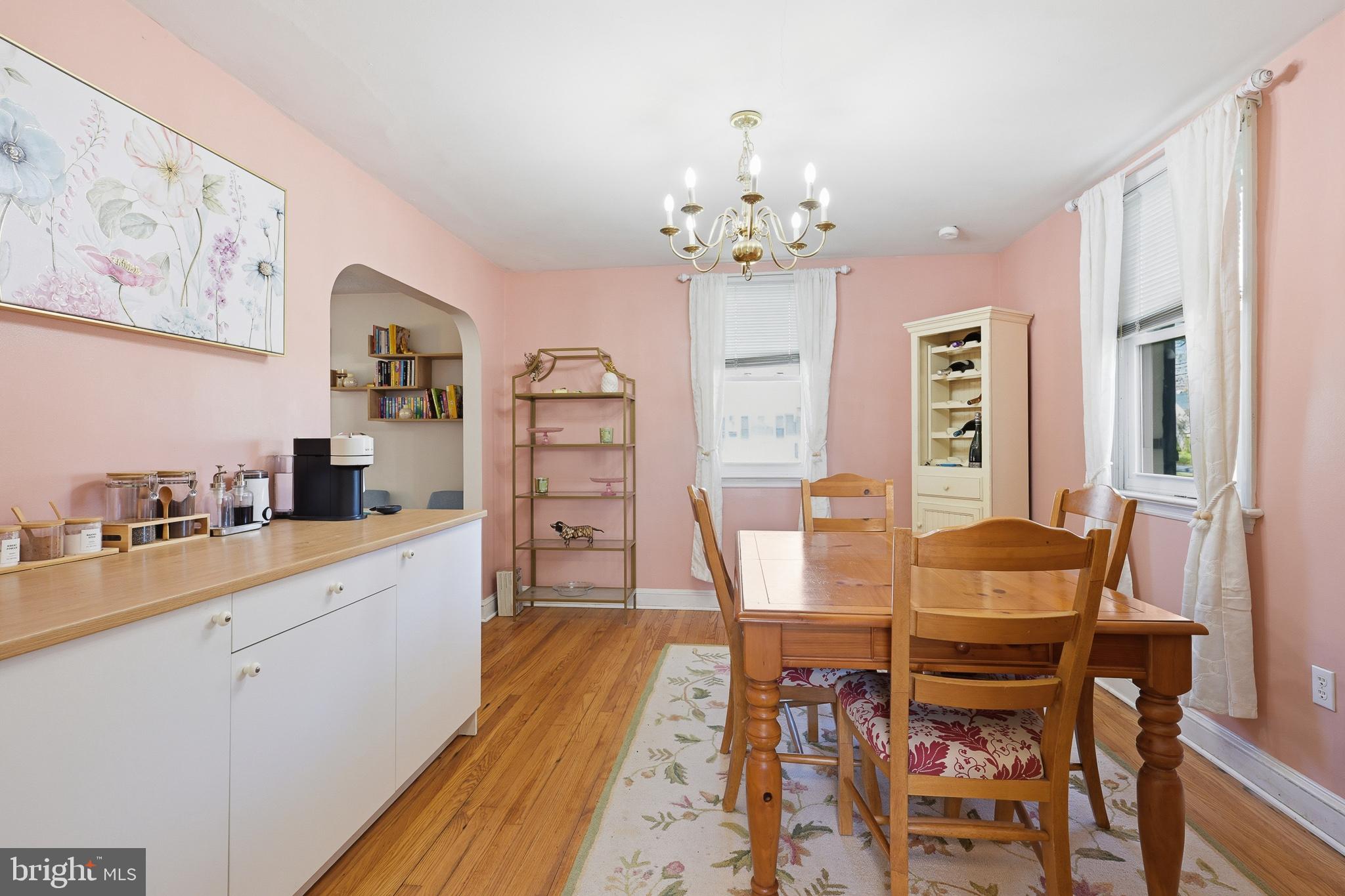 BLUE ROCK MANOR - Residential