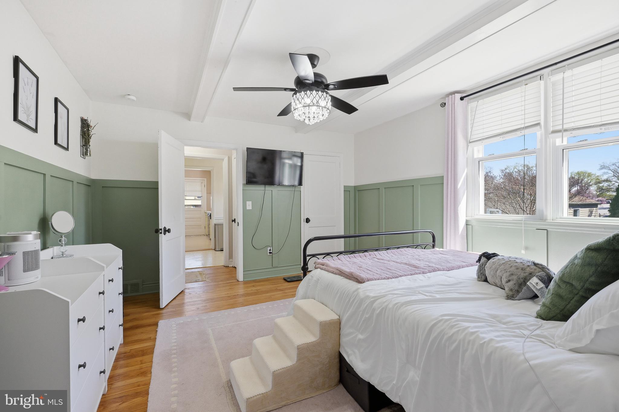 BLUE ROCK MANOR - Residential