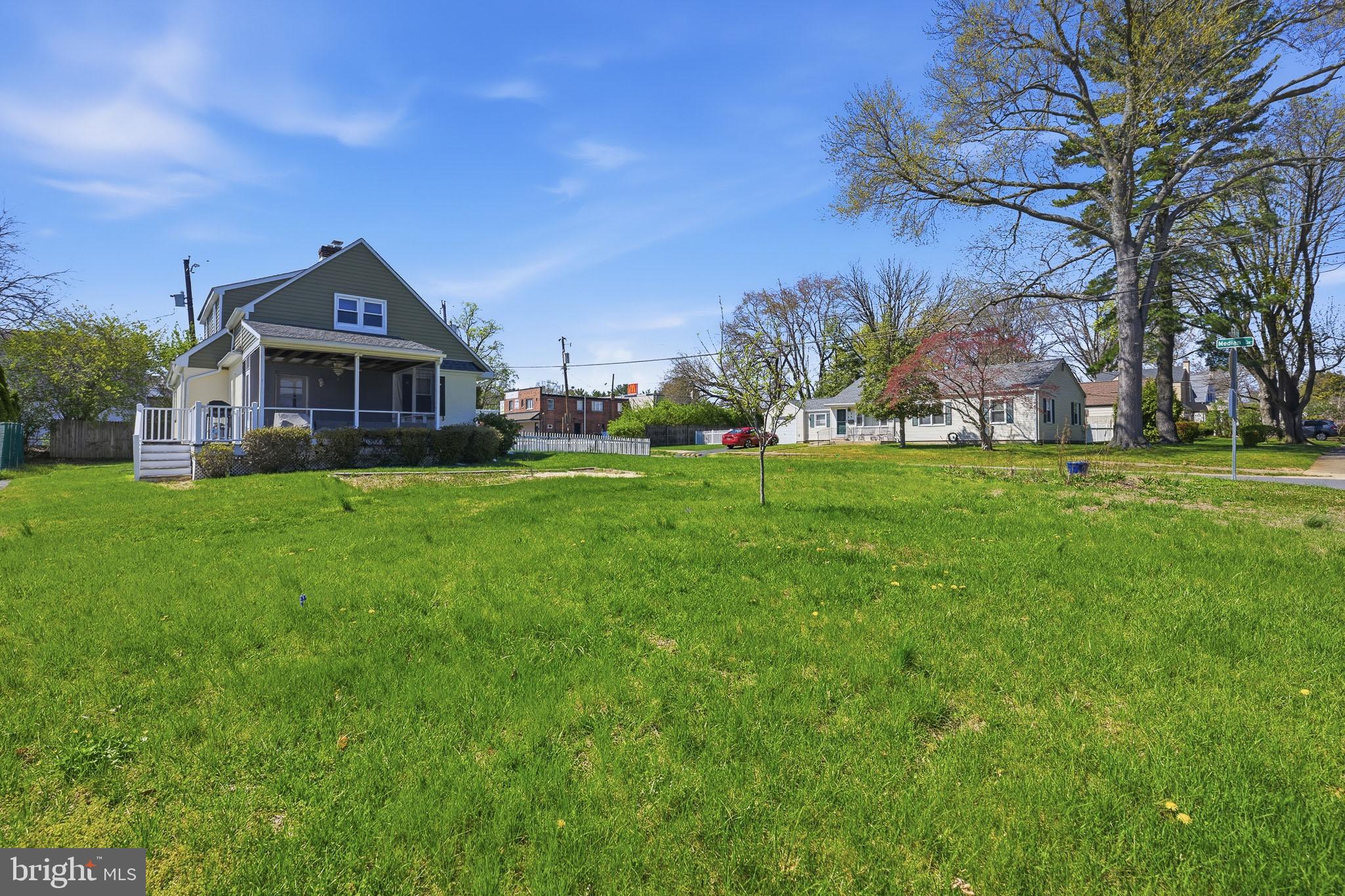 BLUE ROCK MANOR - Residential
