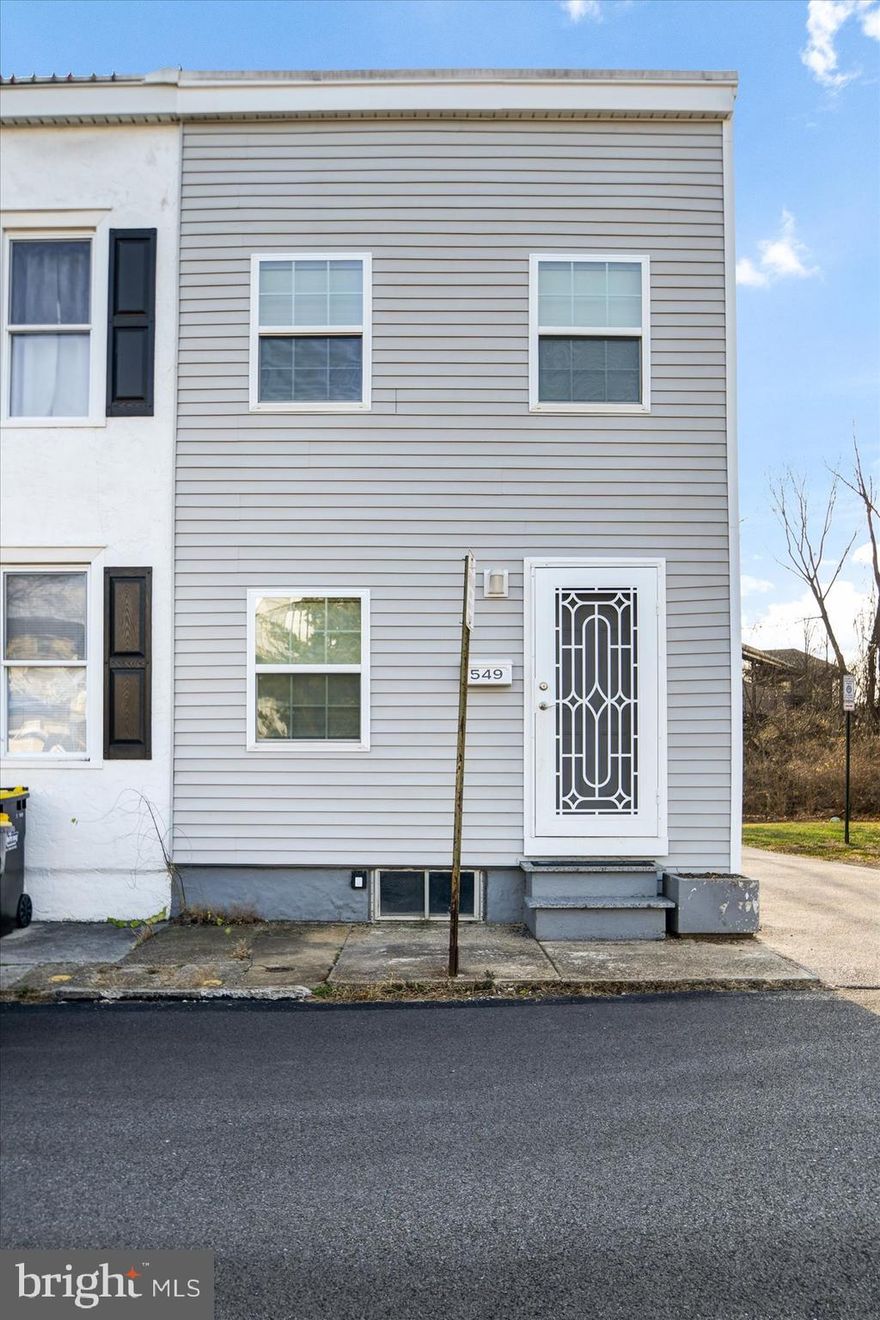 Welcome to 549 Summit St in the Upper Merion School District!! This charming 3 bedroom END unit townhome was beautifully renovated in 2021 and is just minutes away from King of Prussia mall, downtown Conshohocken and the Schuylkill trail. Enjoy being located at the end of the cul-de-sac on a quaint and quiet street. Once inside your greeted with beautiful BAMBOO hardwood floors that continue throughout the entire first floor. The living room is a nice size and flows into the dining room making it a great space for entertaining or hosting family gatherings. Both with recessed lighting making it bright and cheerful!! Step down into the gorgeous kitchen with WHITE cabinets, TILE backsplash, STAINLESS STEEL appliances, all new in 2021, pantry and recessed lights. The backdoor leads to the flat and fully fenced in backyard making it the perfect place for children to play. Upstairs you’ll find 3 bedrooms and 1 full bathroom that was also renovated (2021) with a tiled tub/shower, transom window, newer vanity and nice LUXURY VINYL floors.Tenant pays for utilities. Credit and background checks are required when applying (all adults). A $50 non refundable fee will be charged by the screening company (Rentspree). No smoking inside of the property. First month and security deposit required at signing of the lease. ($5200). 12 Months lease.