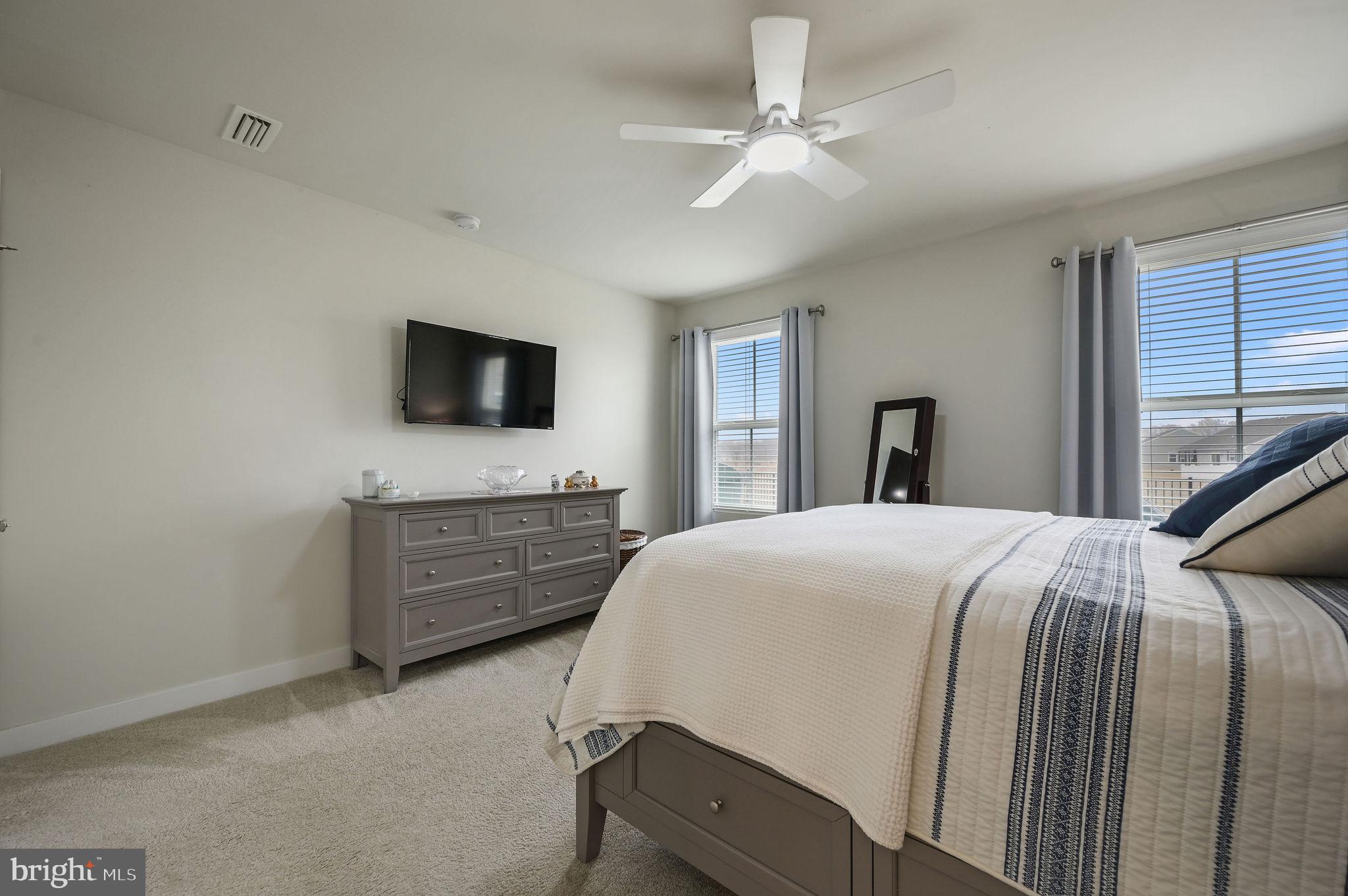 VERONA WOODS - Residential