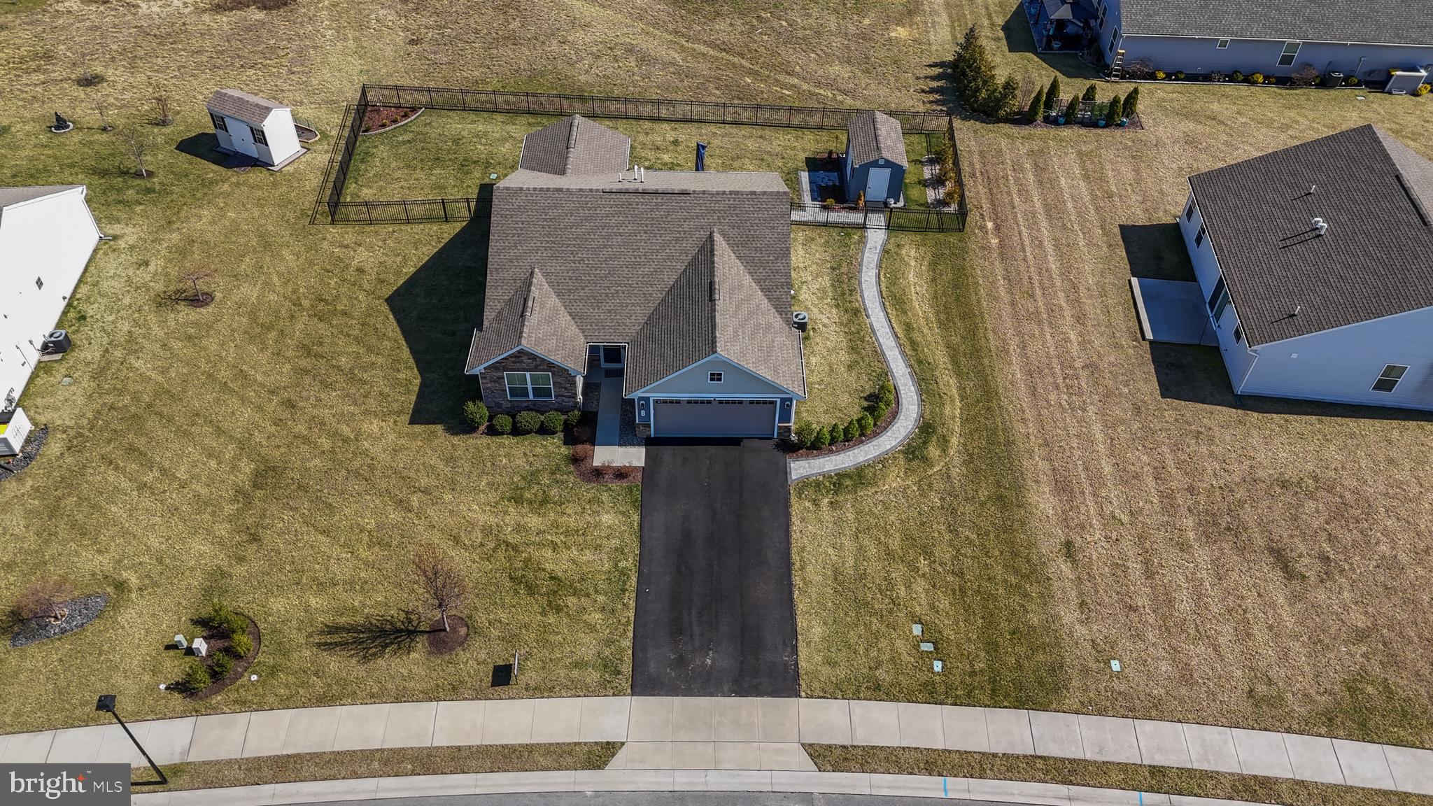 VERONA WOODS - Residential