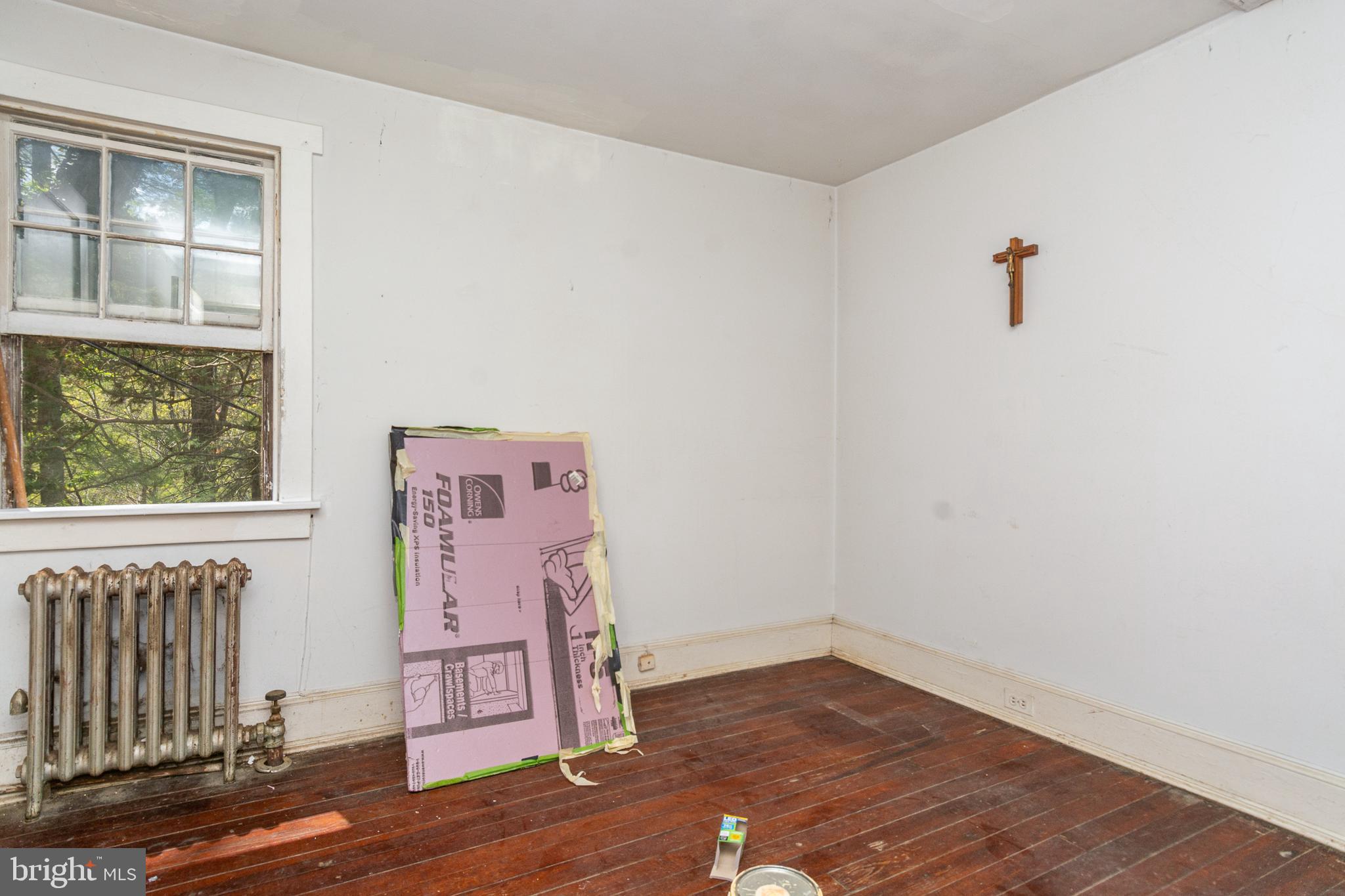 WINDSOR  MILL - Residential