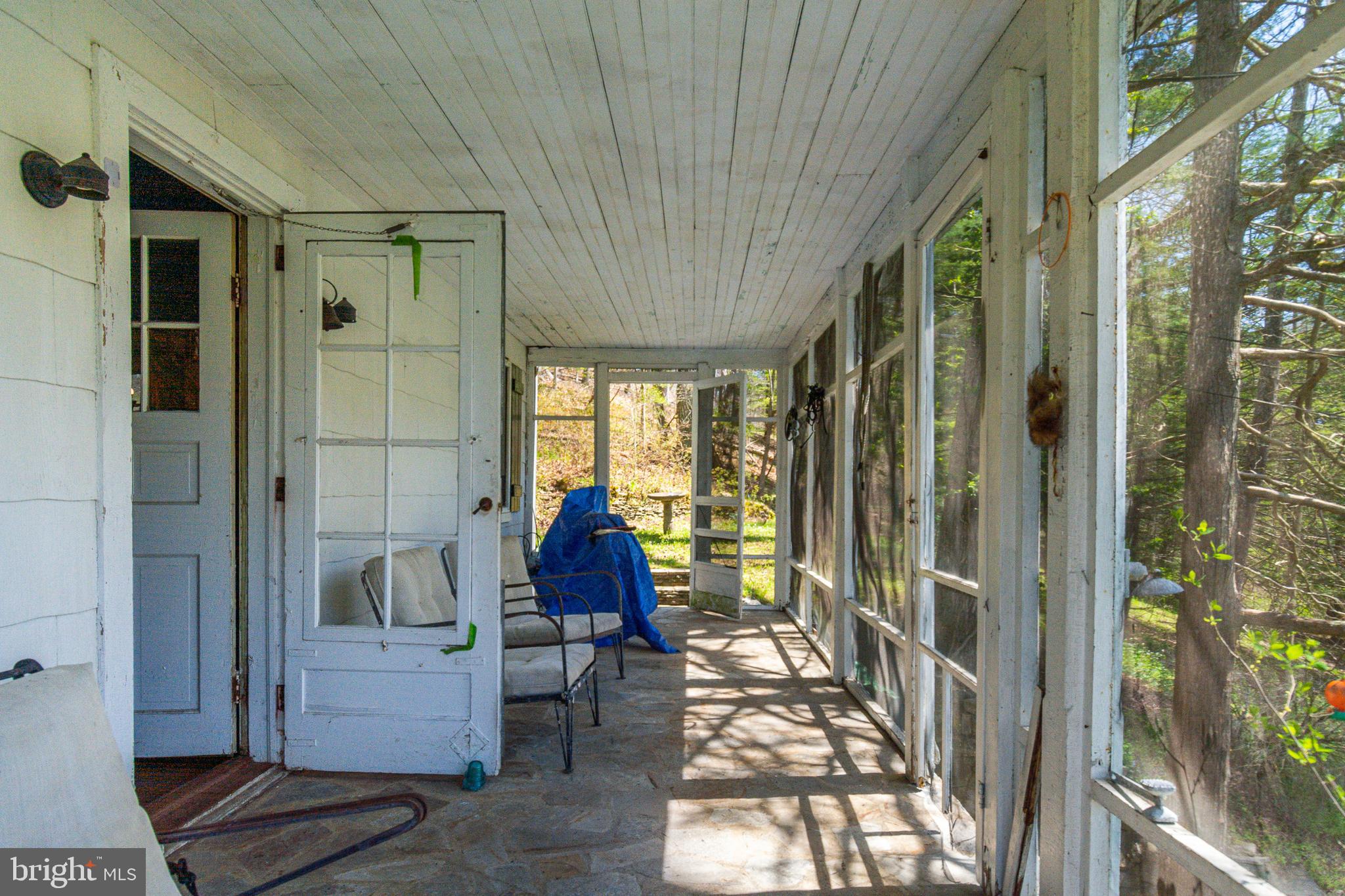 WINDSOR  MILL - Residential