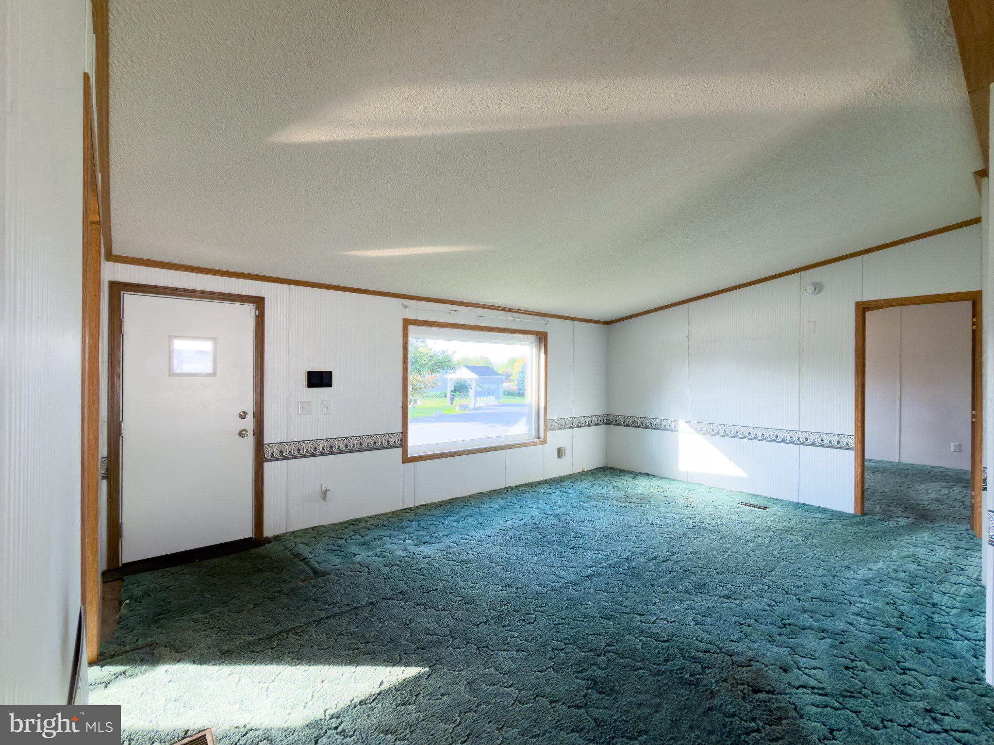 201 SILVER WIND COURT N