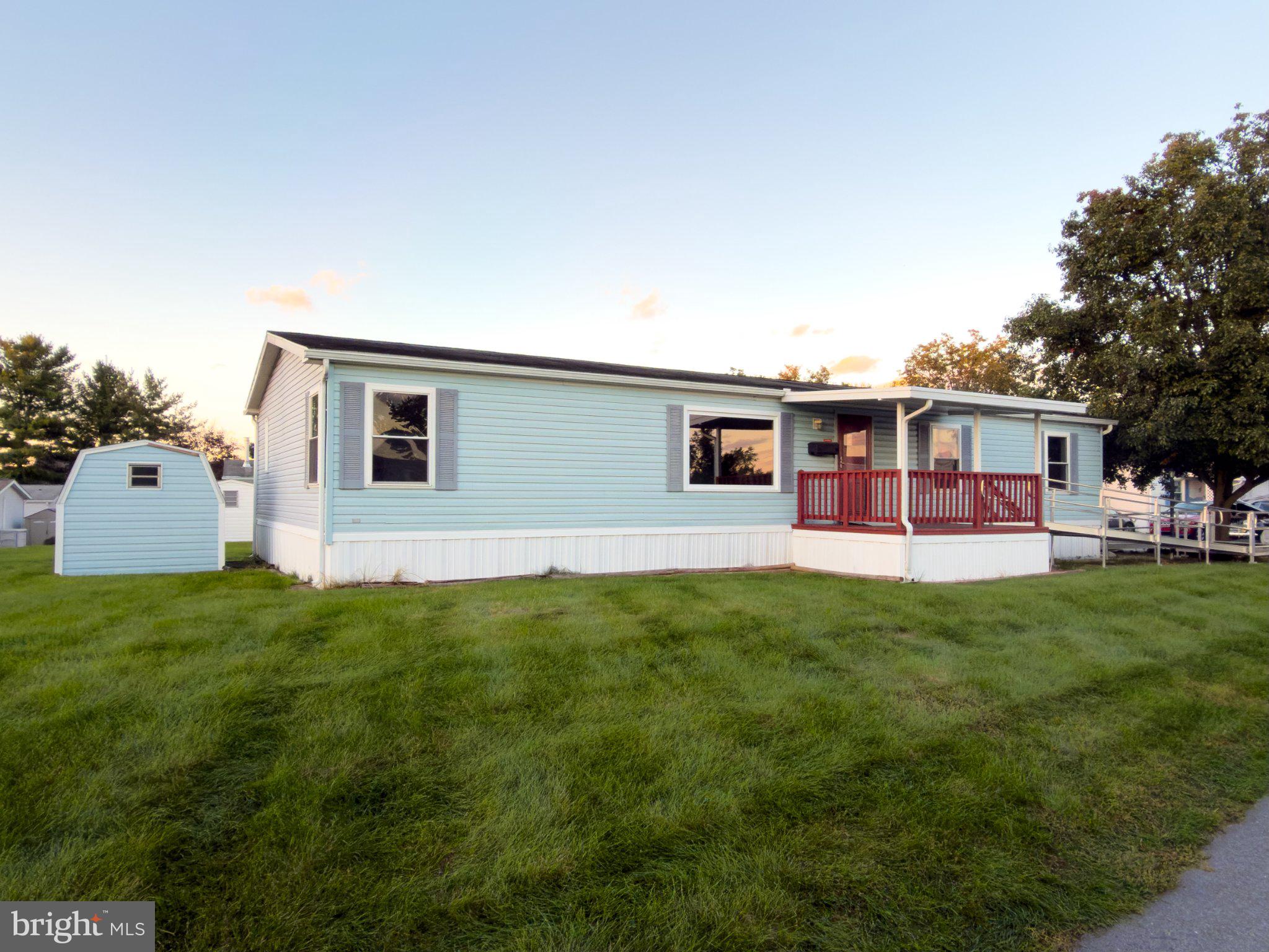 201 SILVER WIND COURT N