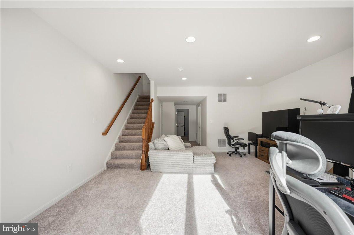 POTOMAC STATION - Residential