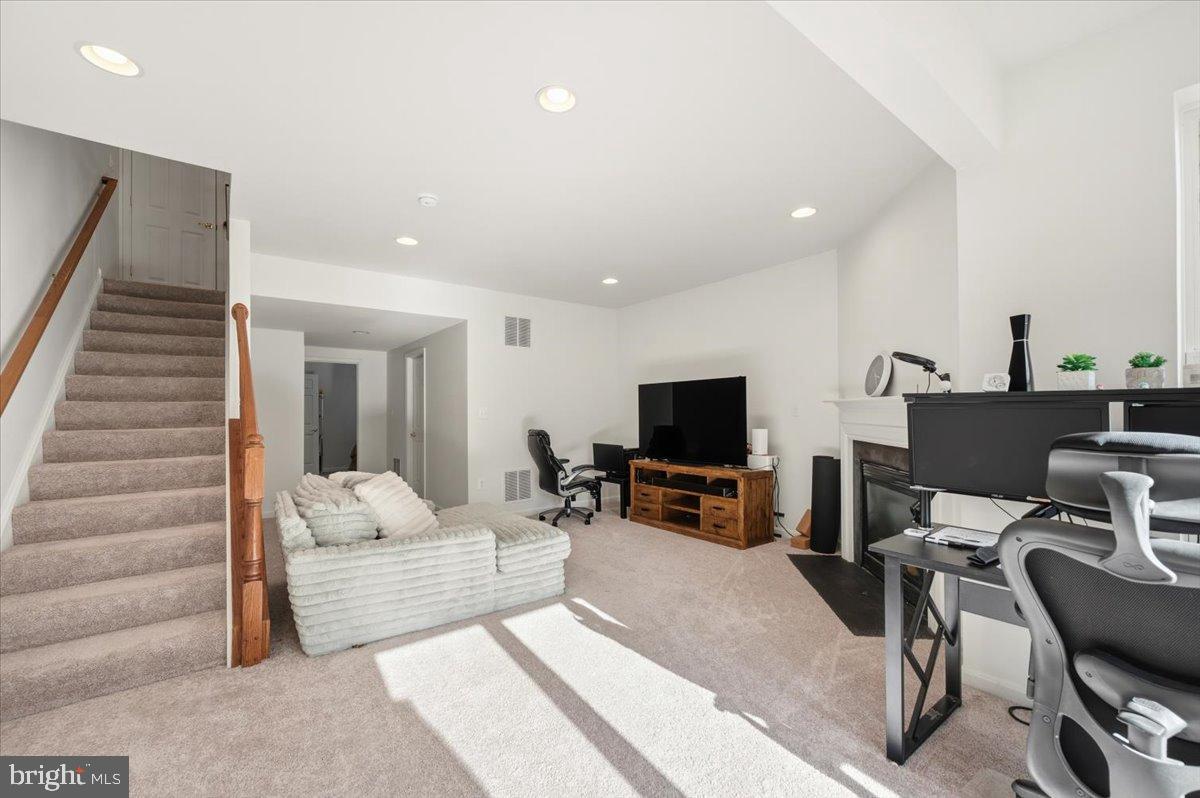 POTOMAC STATION - Residential