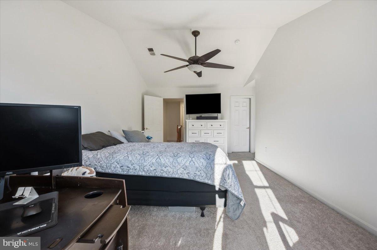 POTOMAC STATION - Residential