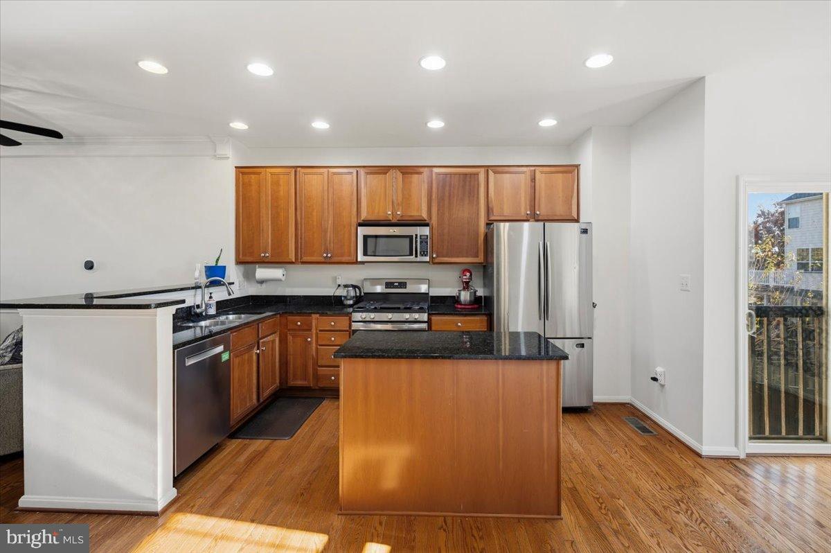 POTOMAC STATION - Residential